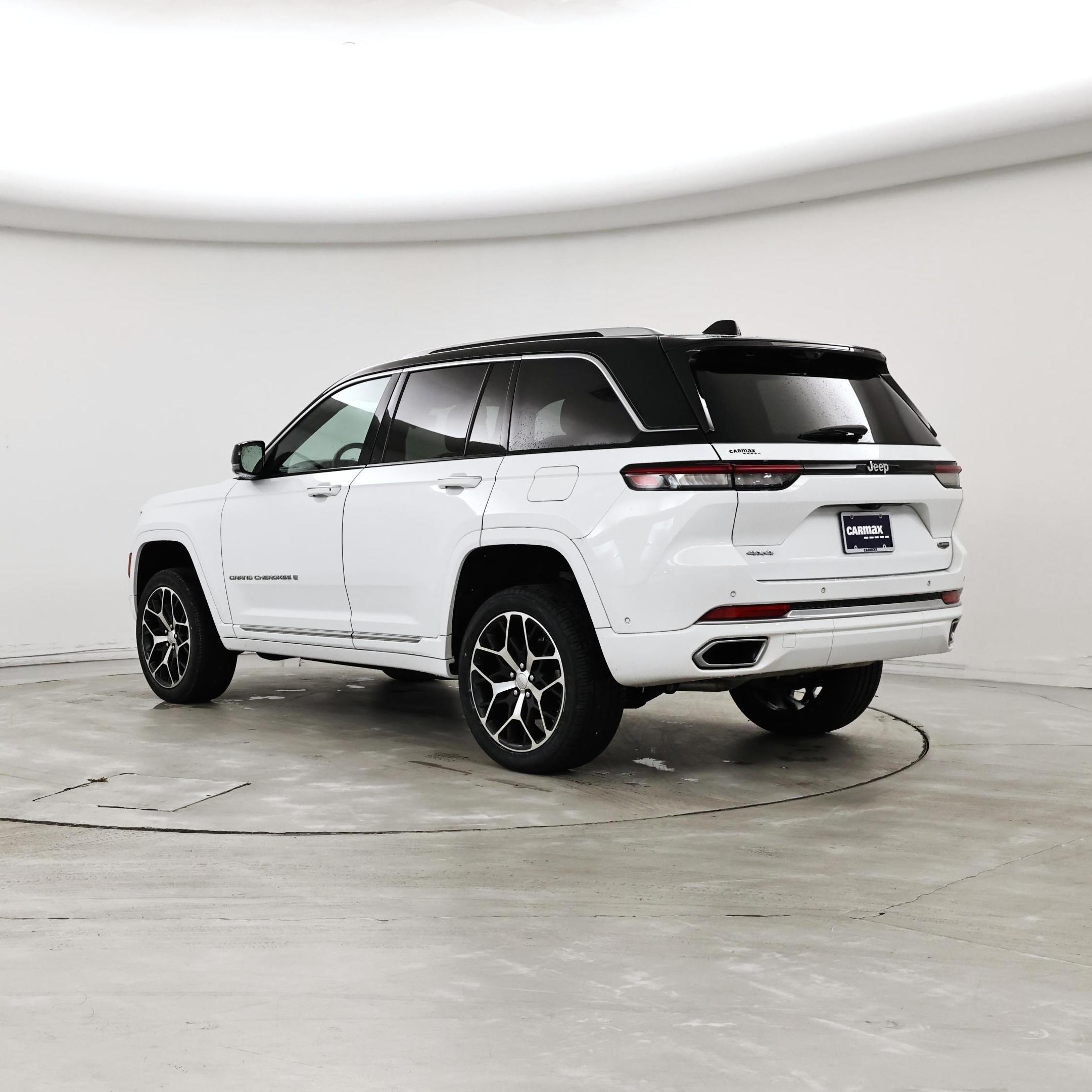 Thumbnail: 2022 Jeep Grand Cherokee - 2