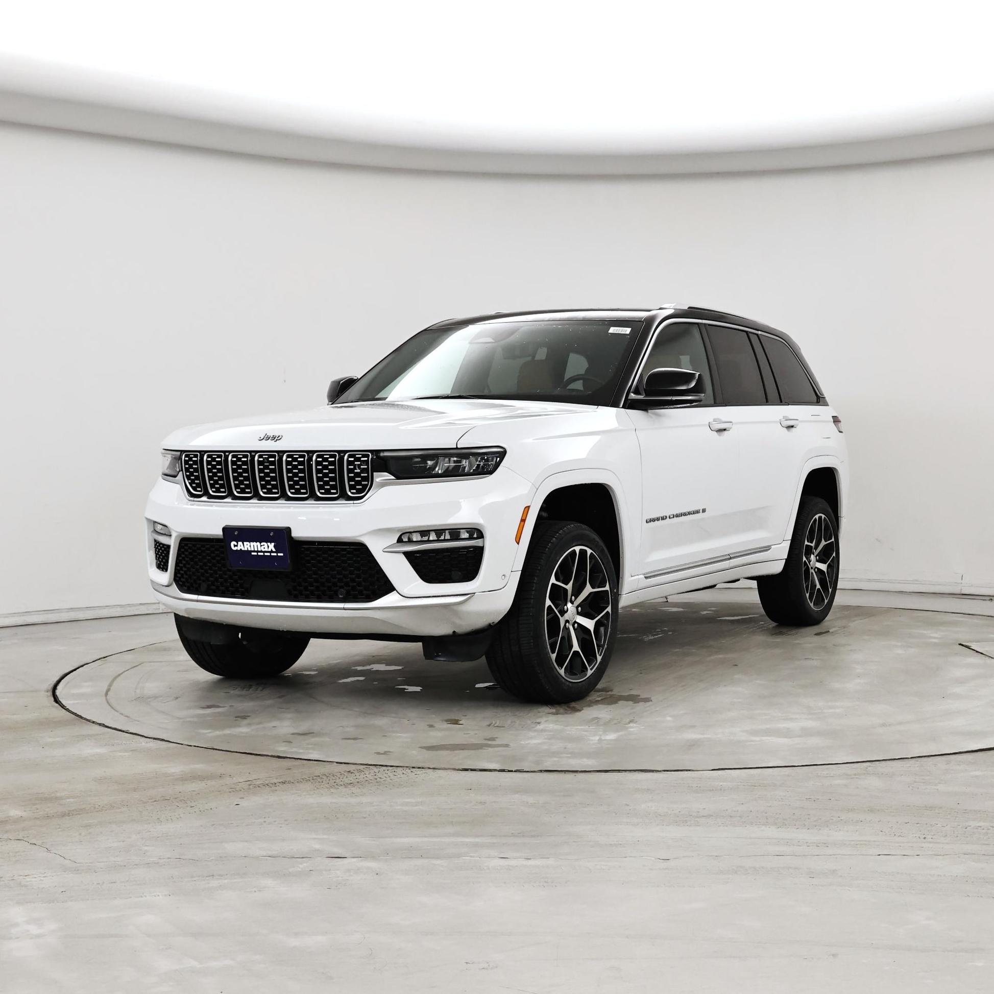 Thumbnail: 2022 Jeep Grand Cherokee - 4