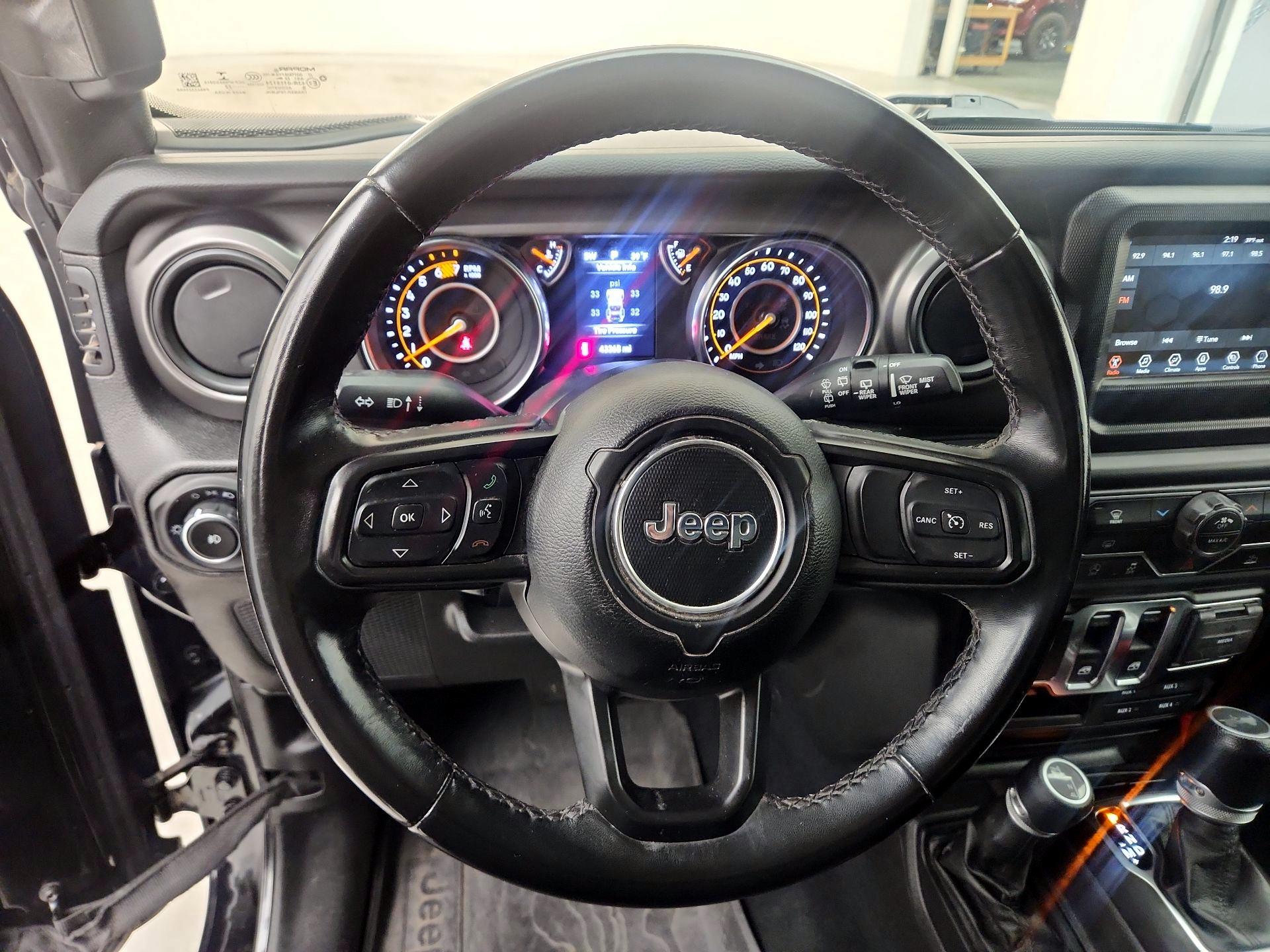 Thumbnail: 2022 Jeep Wrangler - 10