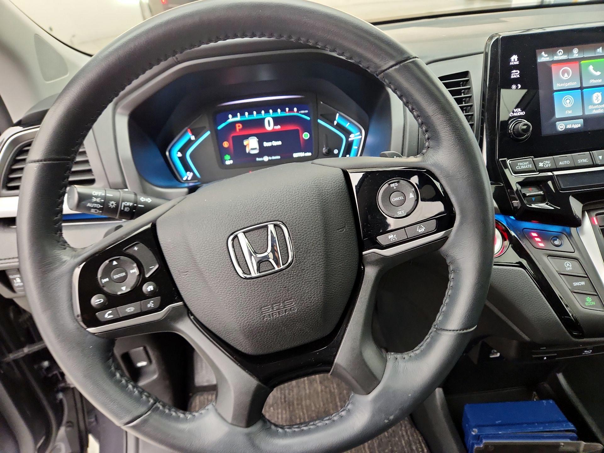 Thumbnail: 2023 Honda Odyssey - 10