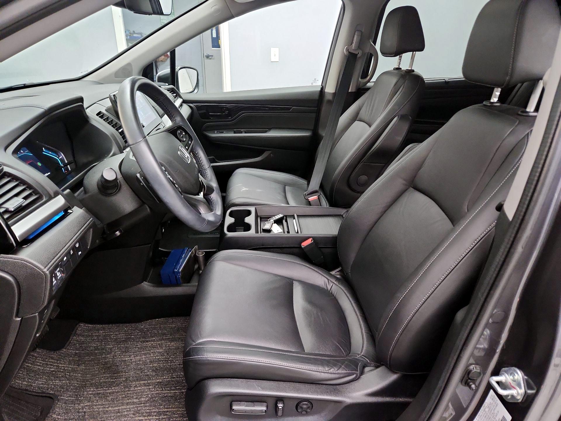 Thumbnail: 2023 Honda Odyssey - 11