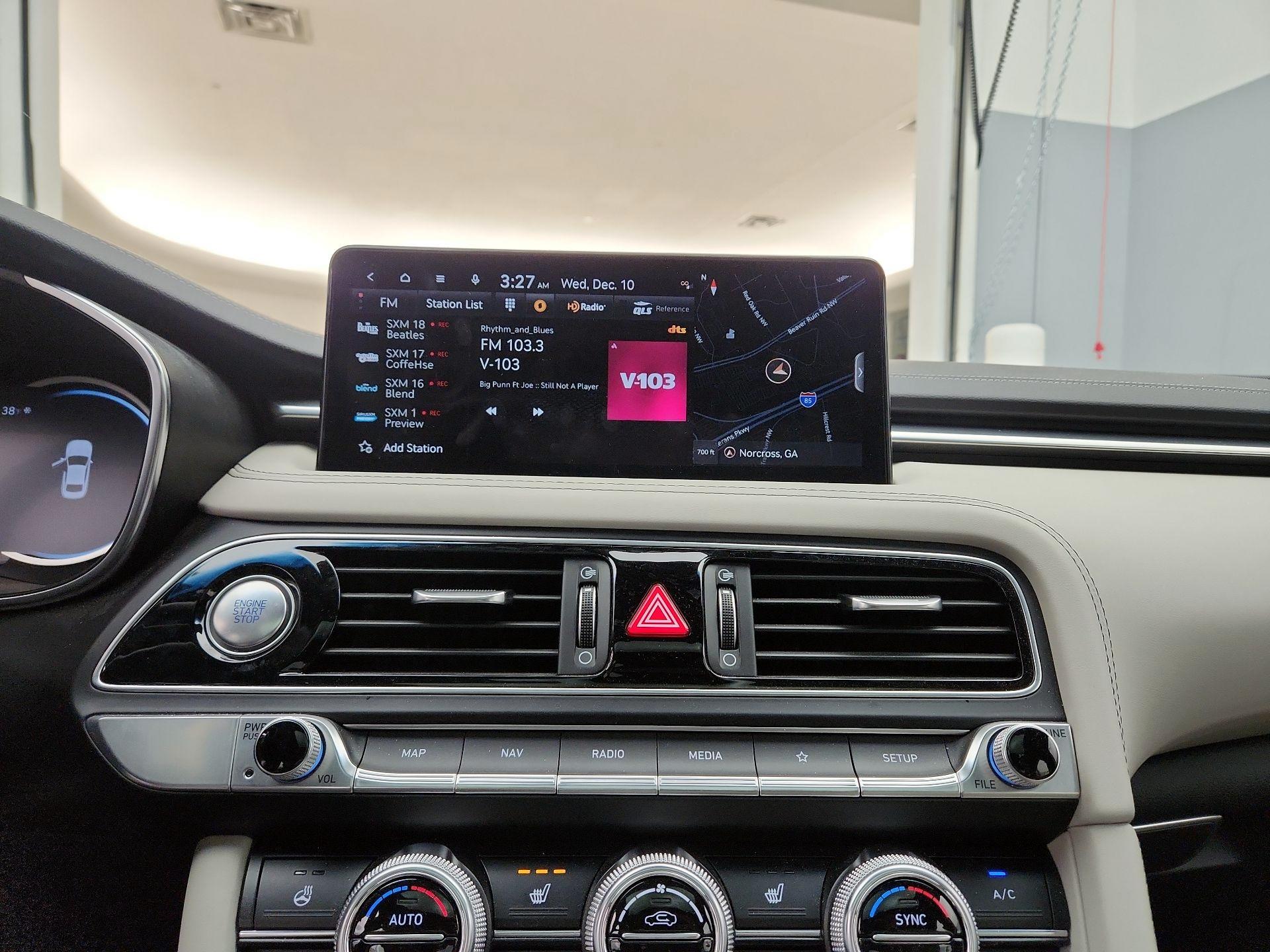 Thumbnail: 2023 Genesis G70 - 16