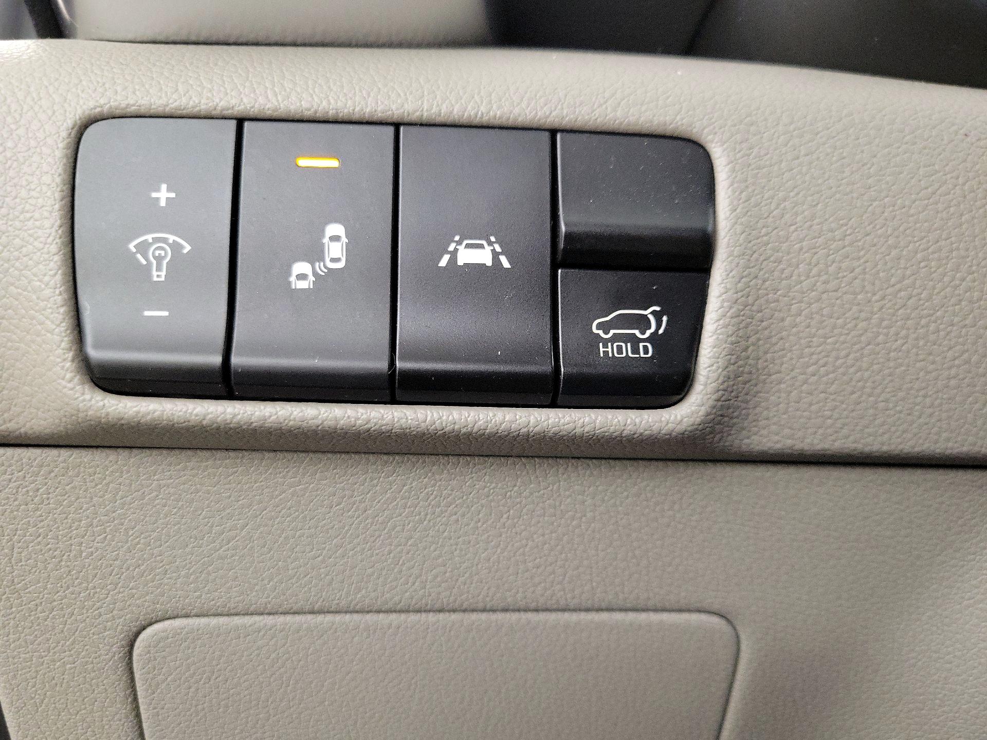 Thumbnail: 2020 Kia Sportage - 13