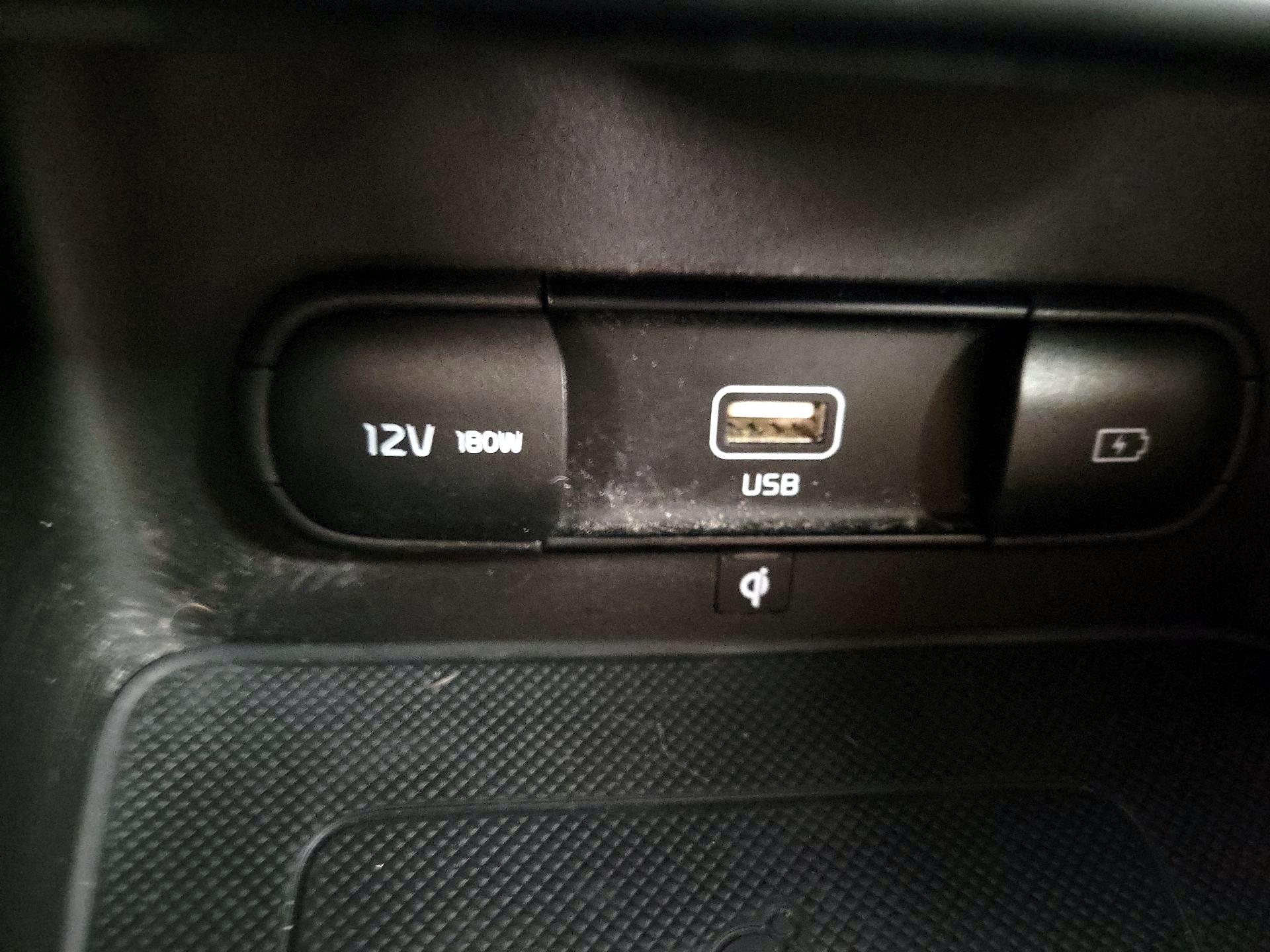 Thumbnail: 2020 Kia Sportage - 19