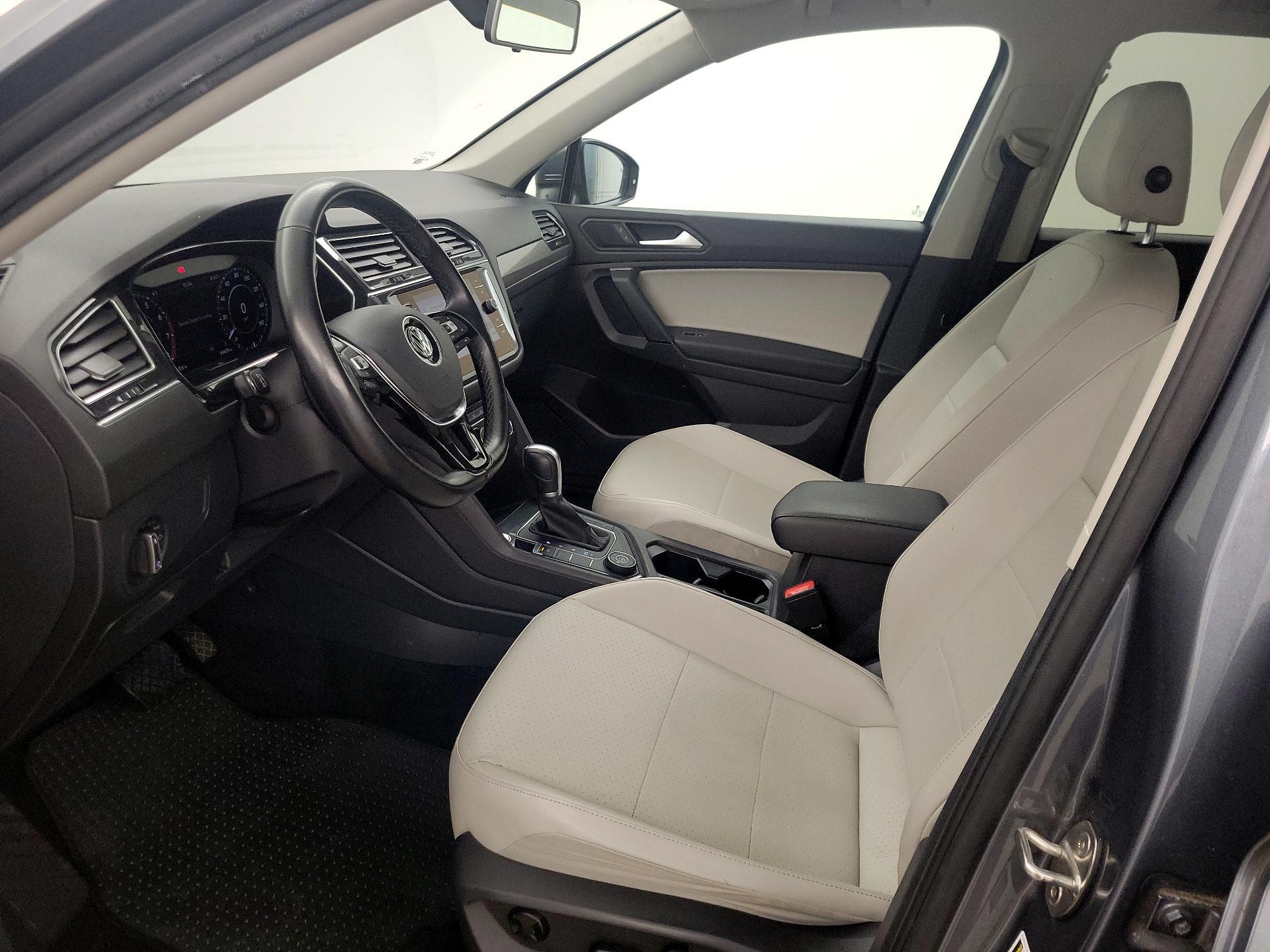 Thumbnail: 2019 Volkswagen Tiguan - 11