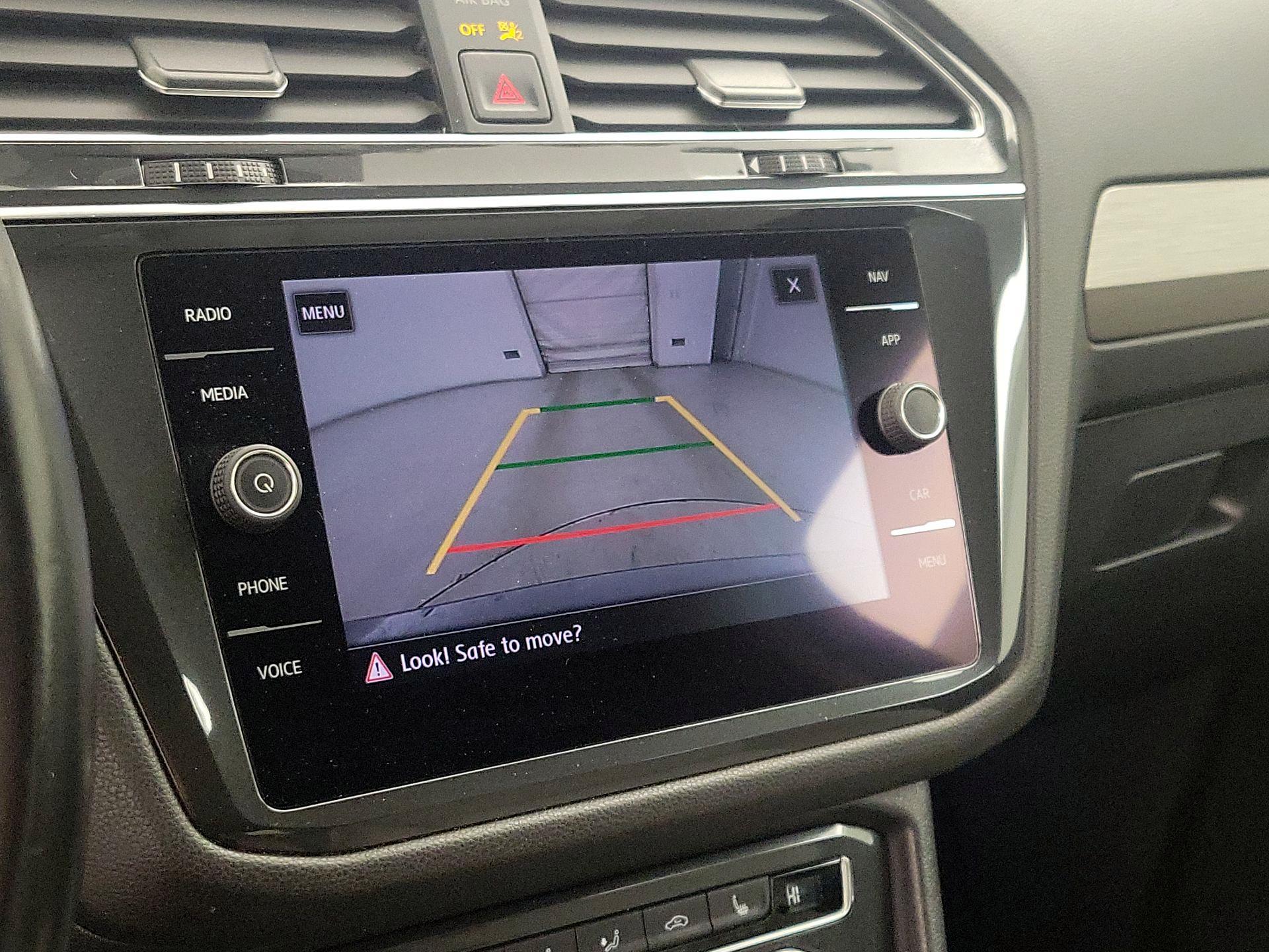 Thumbnail: 2019 Volkswagen Tiguan - 15