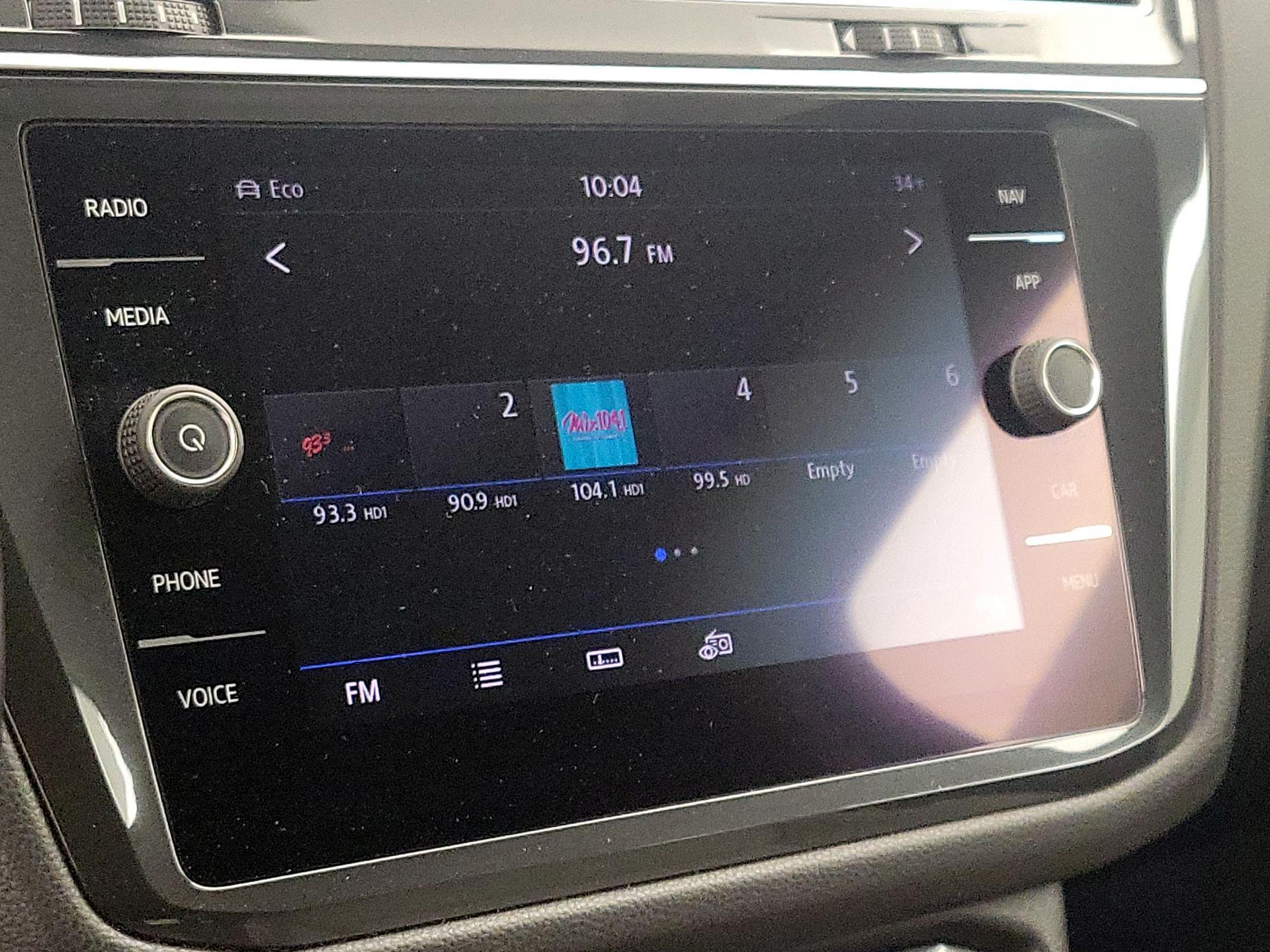 Thumbnail: 2019 Volkswagen Tiguan - 16