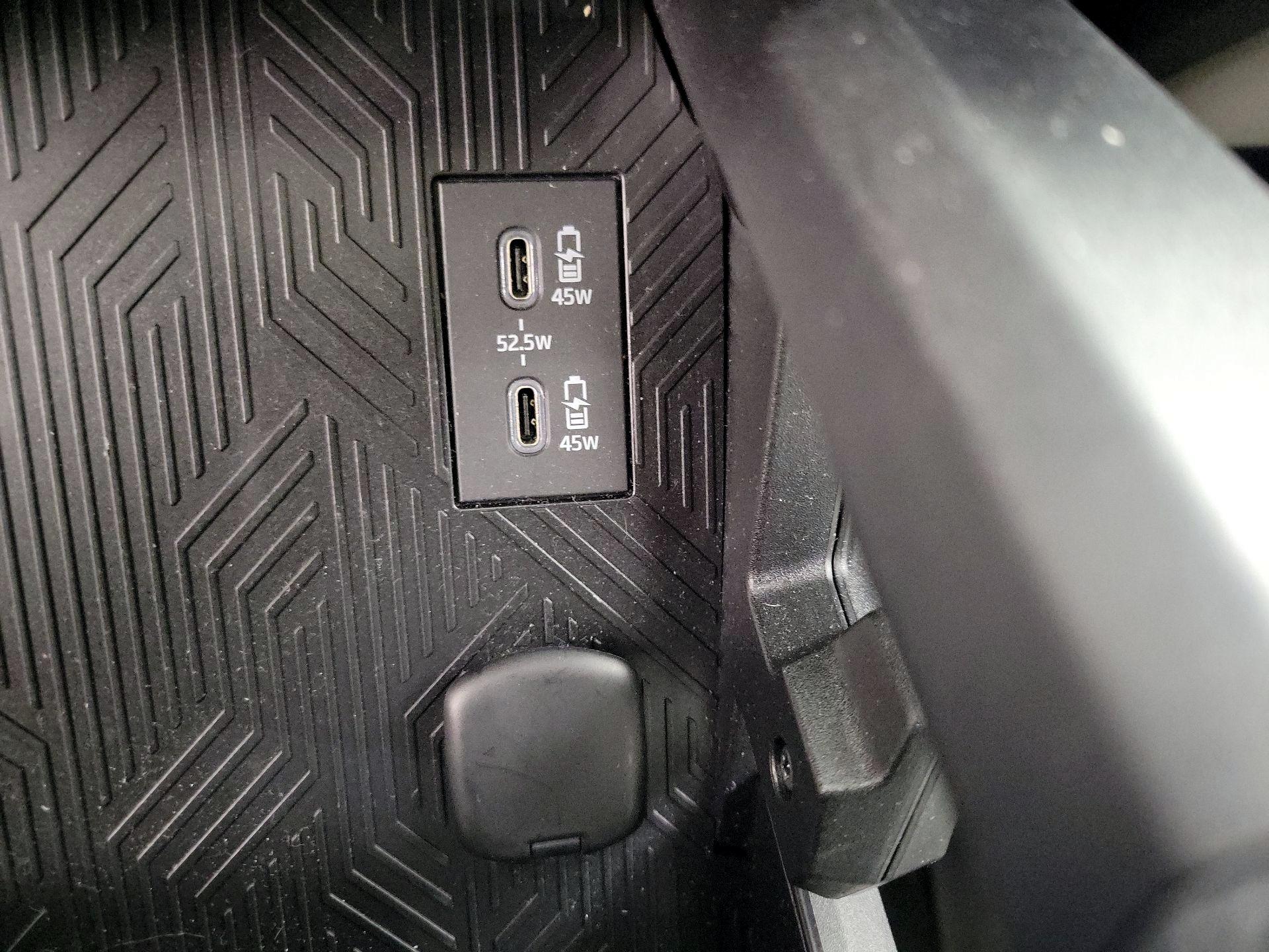 Thumbnail: 2024 Toyota Tacoma - 19