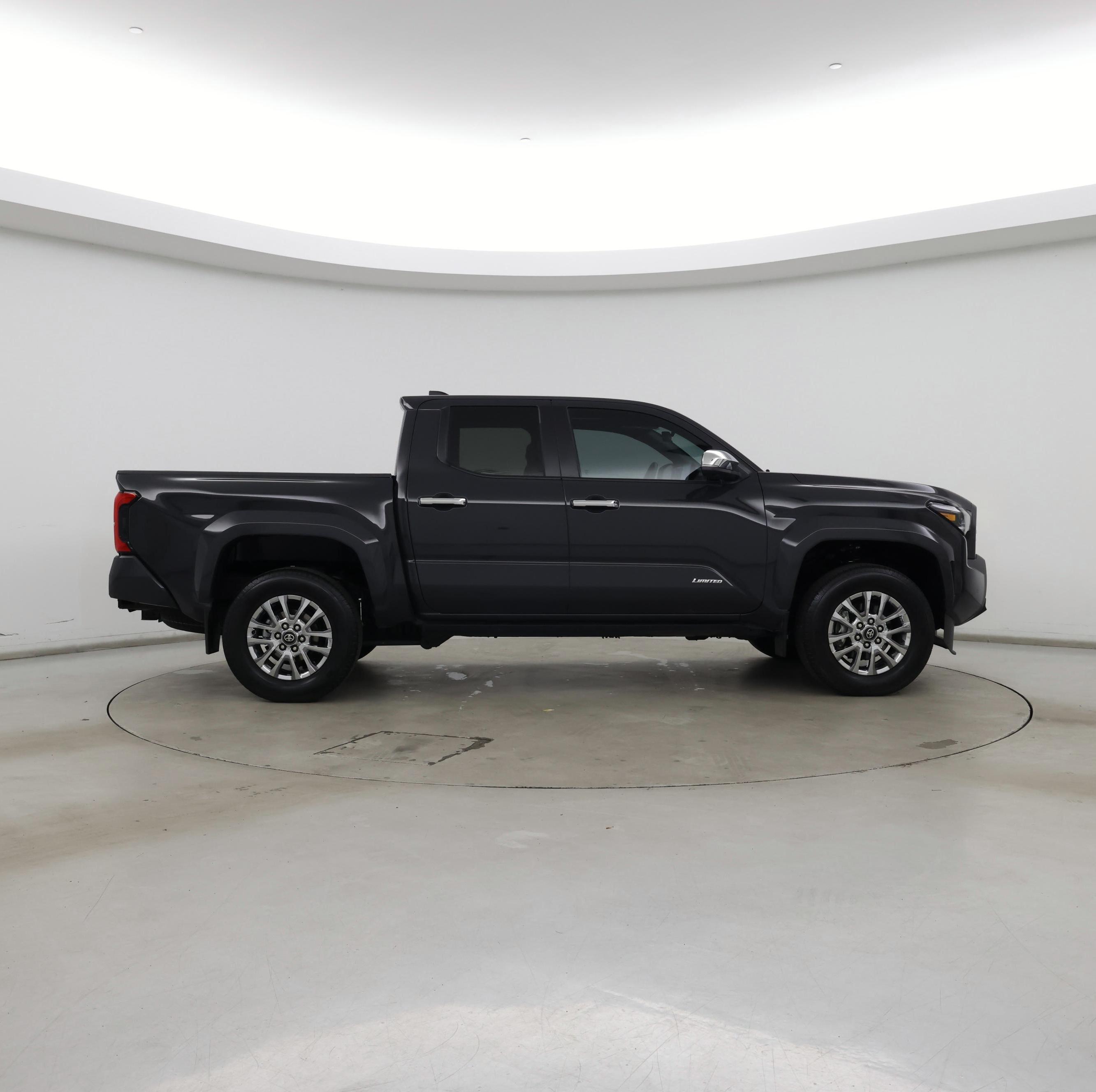 Thumbnail: 2024 Toyota Tacoma - 7