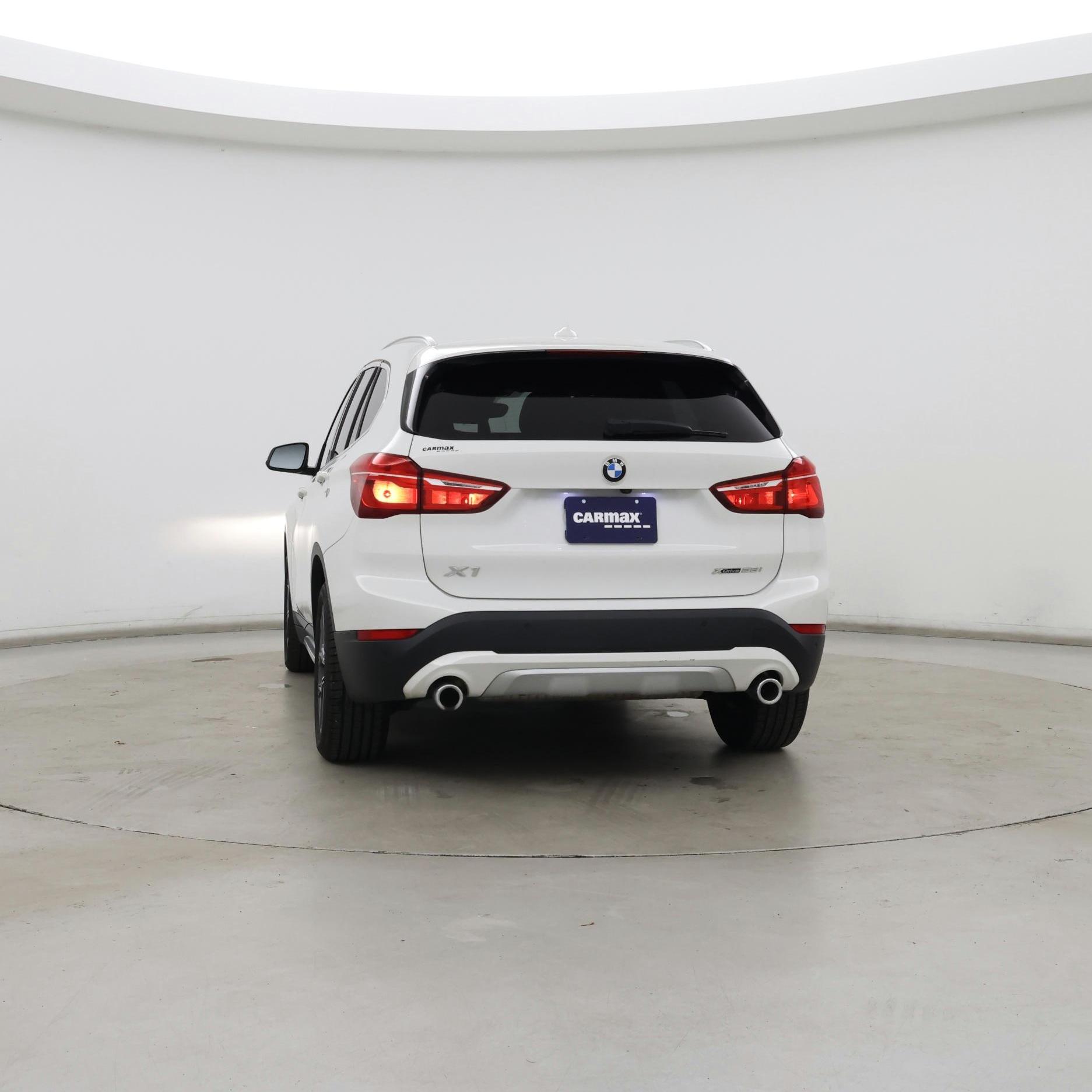 Thumbnail: 2022 BMW X1 - 6