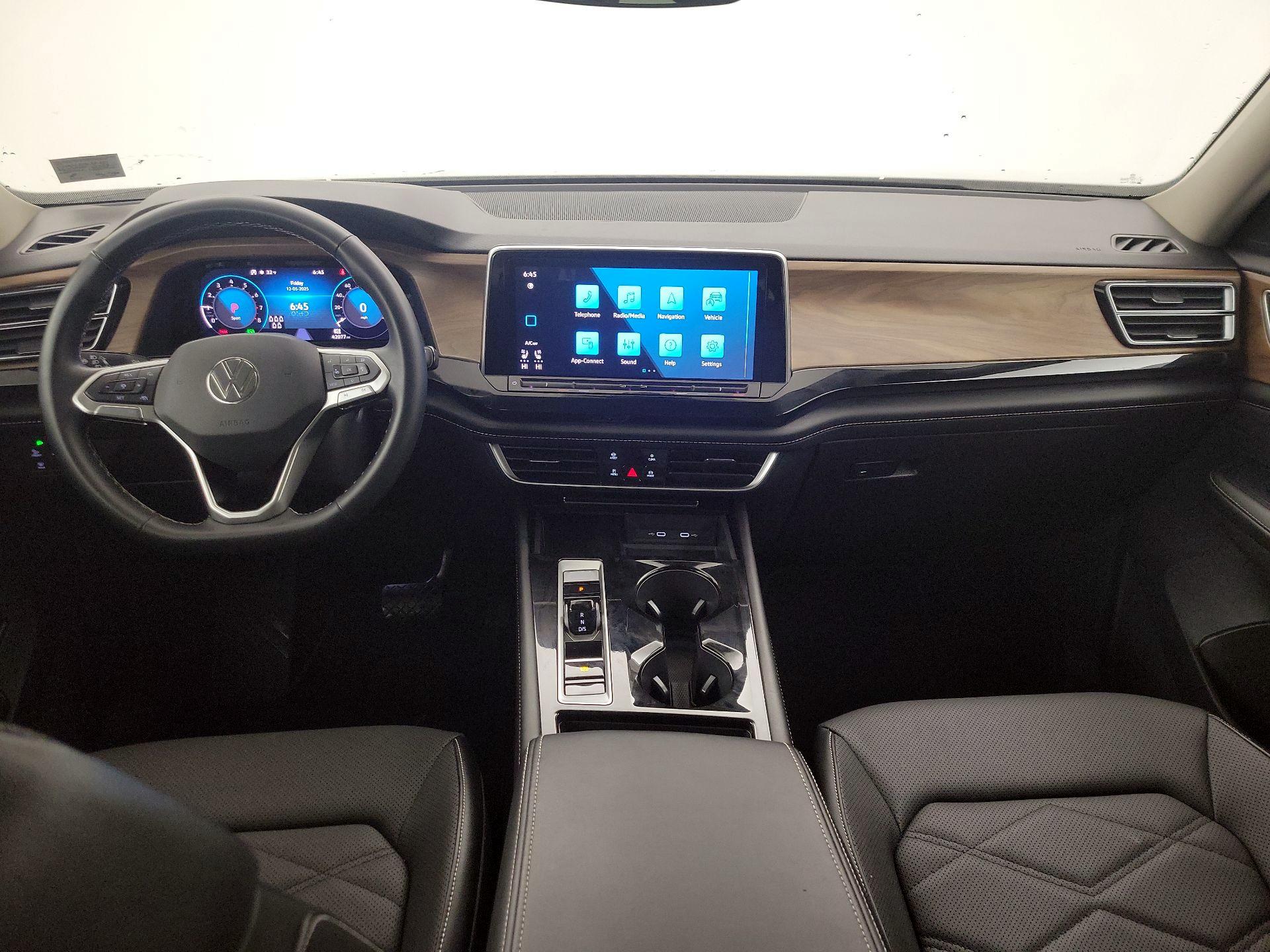 Thumbnail: 2024 Volkswagen Atlas - 9