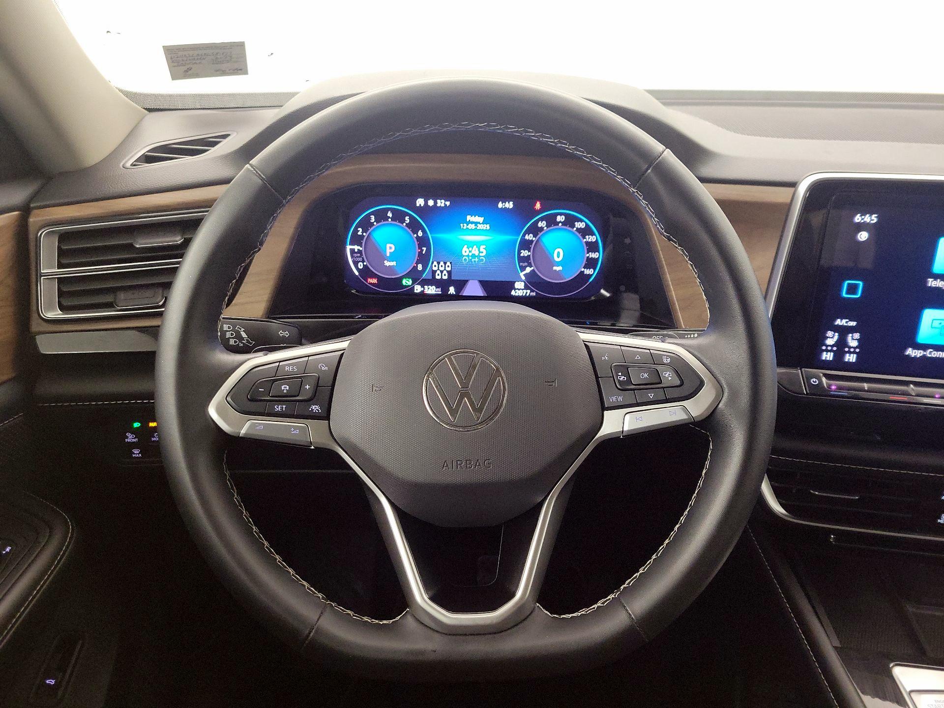 Thumbnail: 2024 Volkswagen Atlas - 10