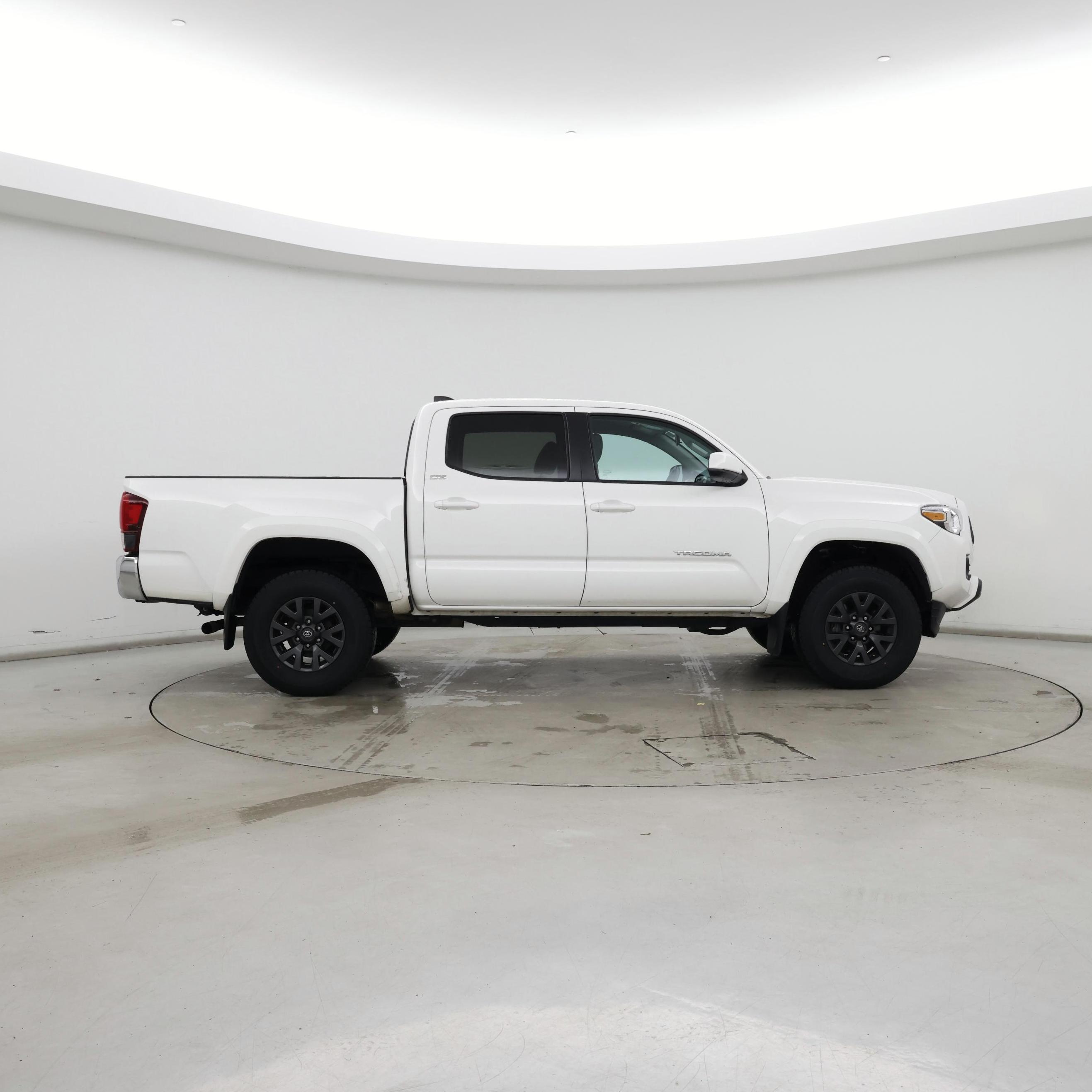 Thumbnail: 2023 Toyota Tacoma - 7