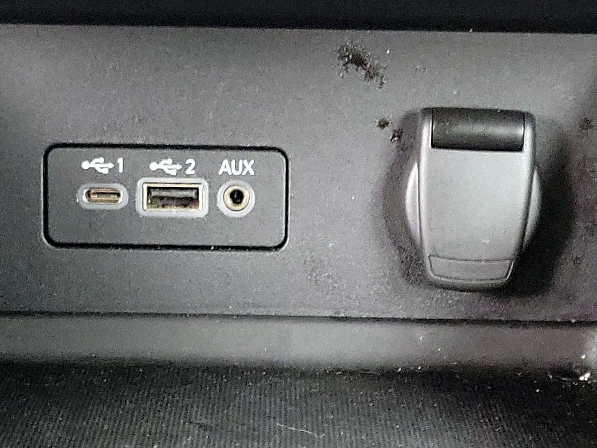 Thumbnail: 2023 Nissan Sentra - 18