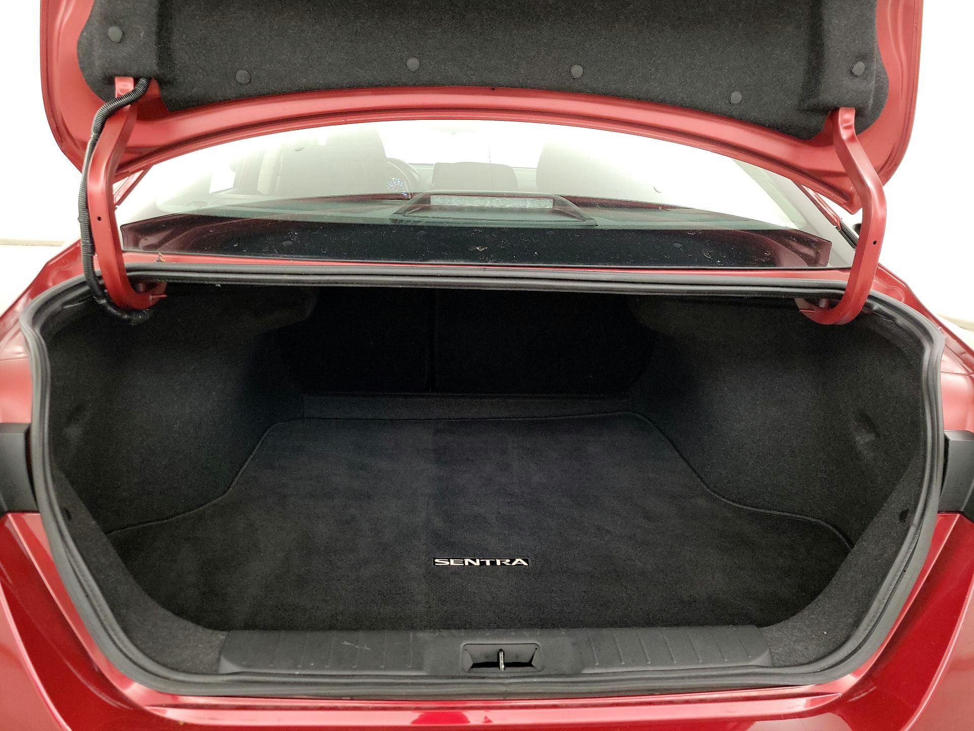 Thumbnail: 2023 Nissan Sentra - 20