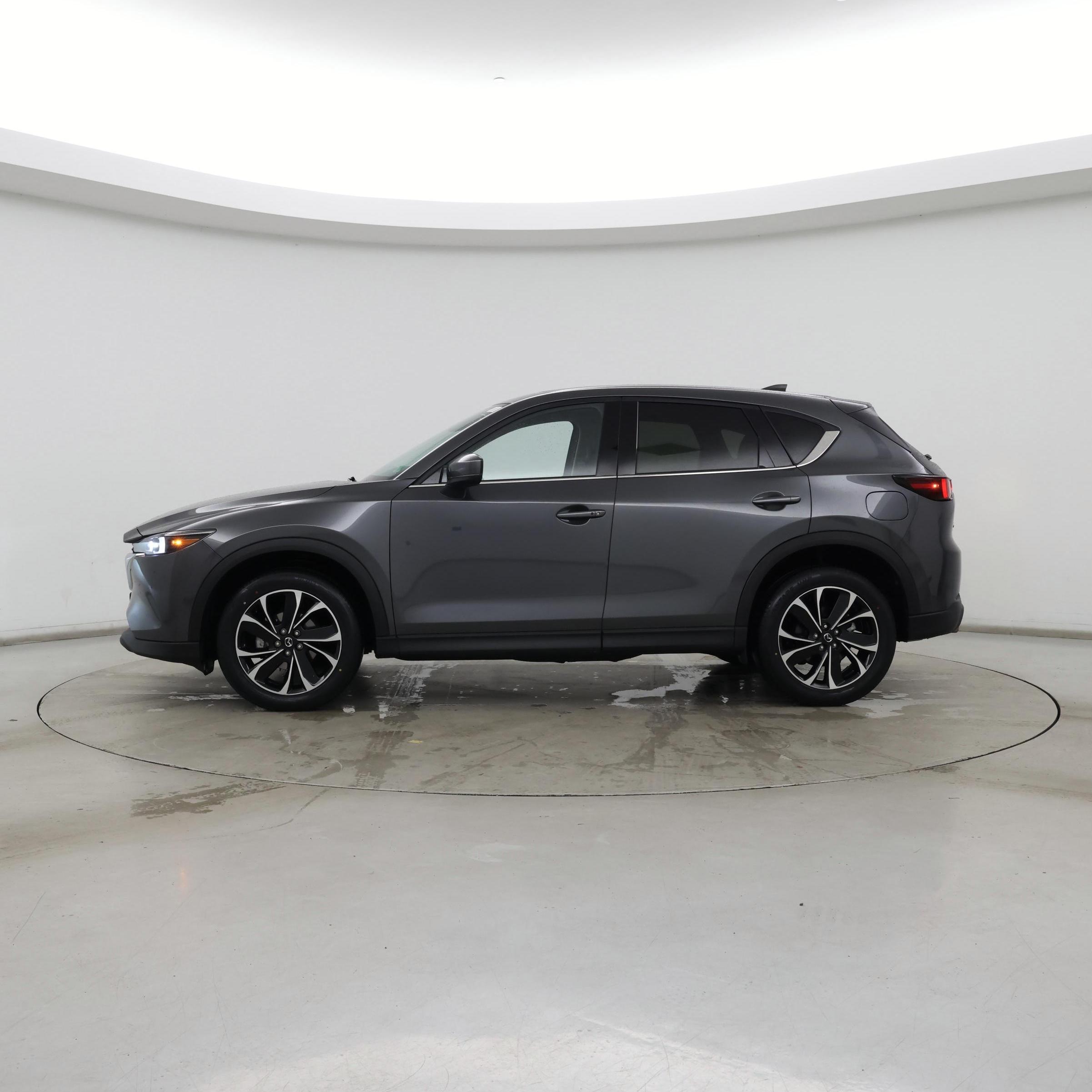 Thumbnail: 2022 Mazda CX-5 - 3