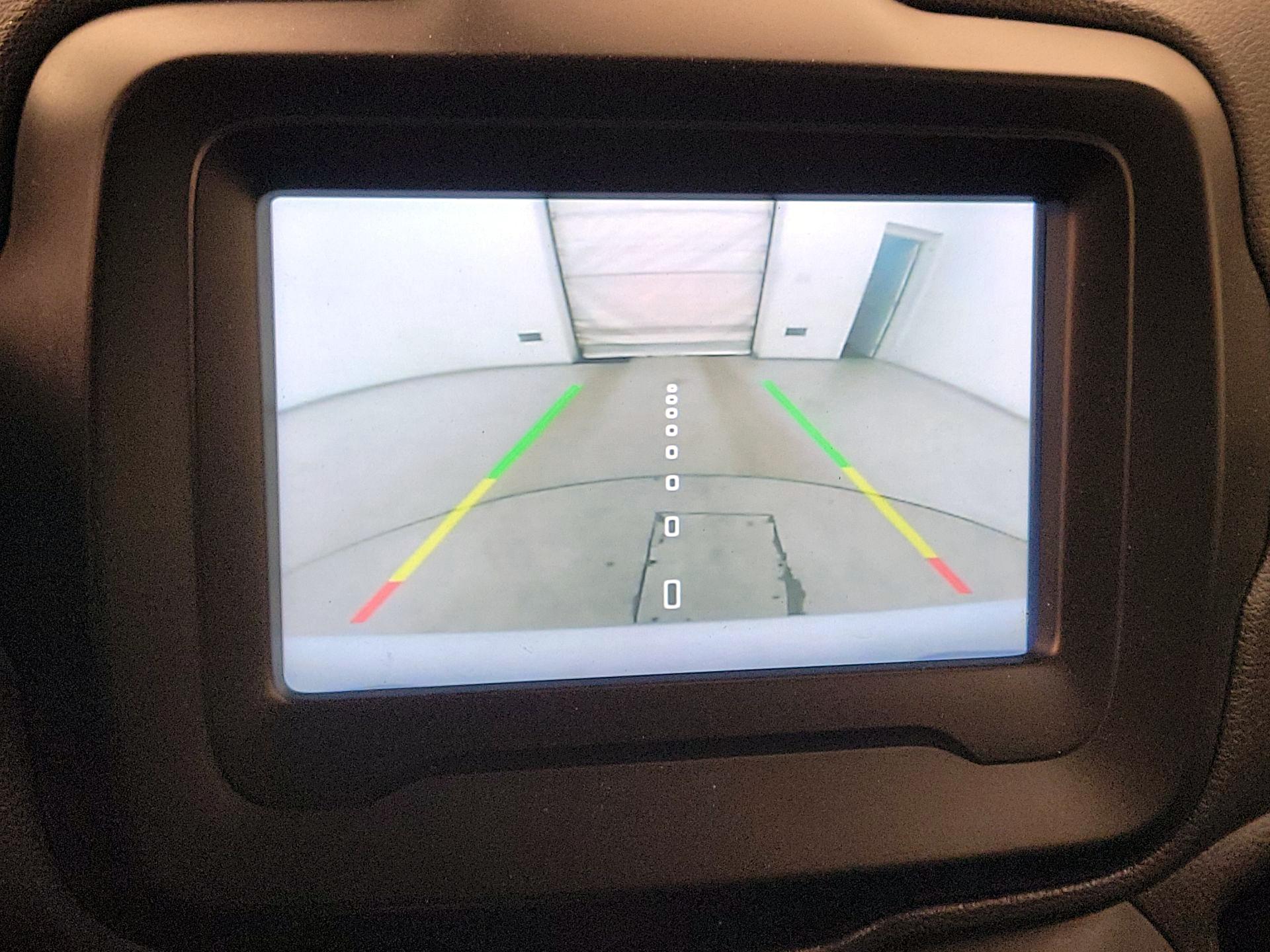 Thumbnail: 2021 Jeep Renegade - 14