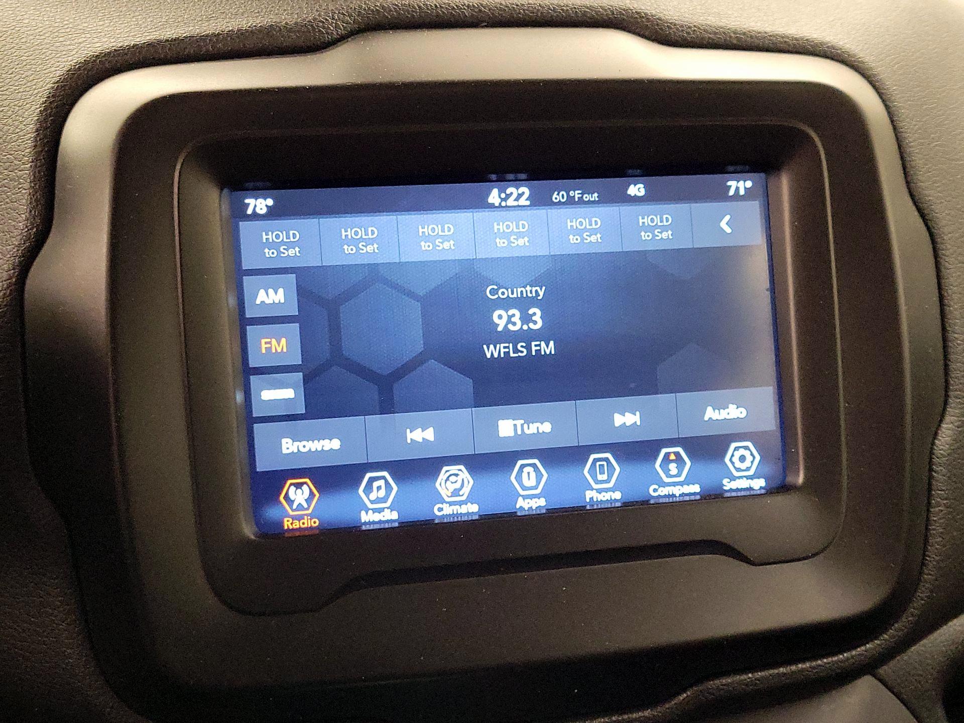 Thumbnail: 2021 Jeep Renegade - 15