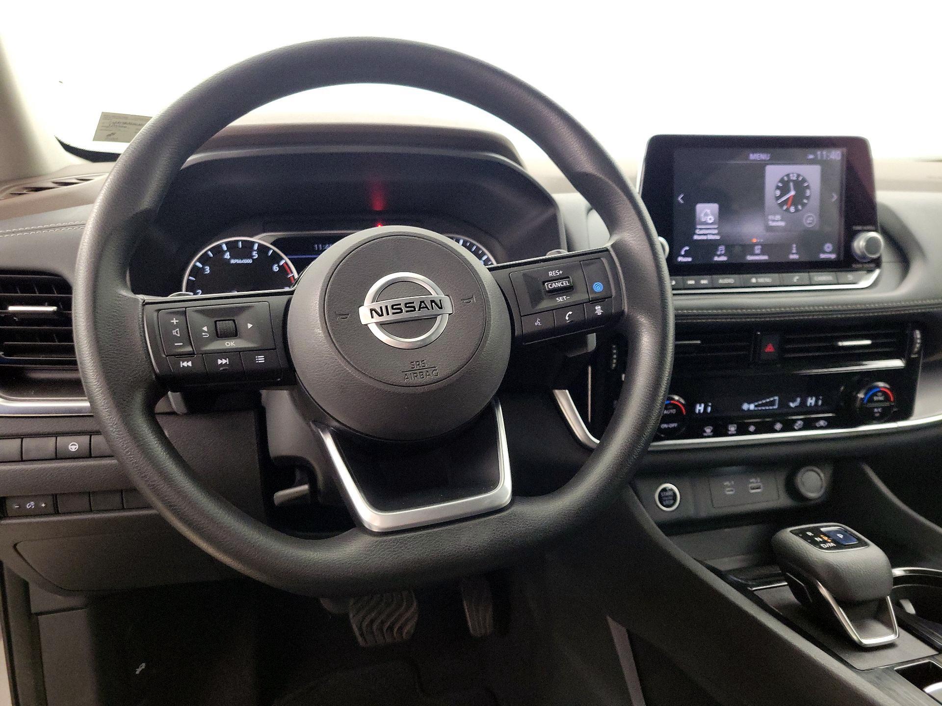 Thumbnail: 2021 Nissan Rogue - 10