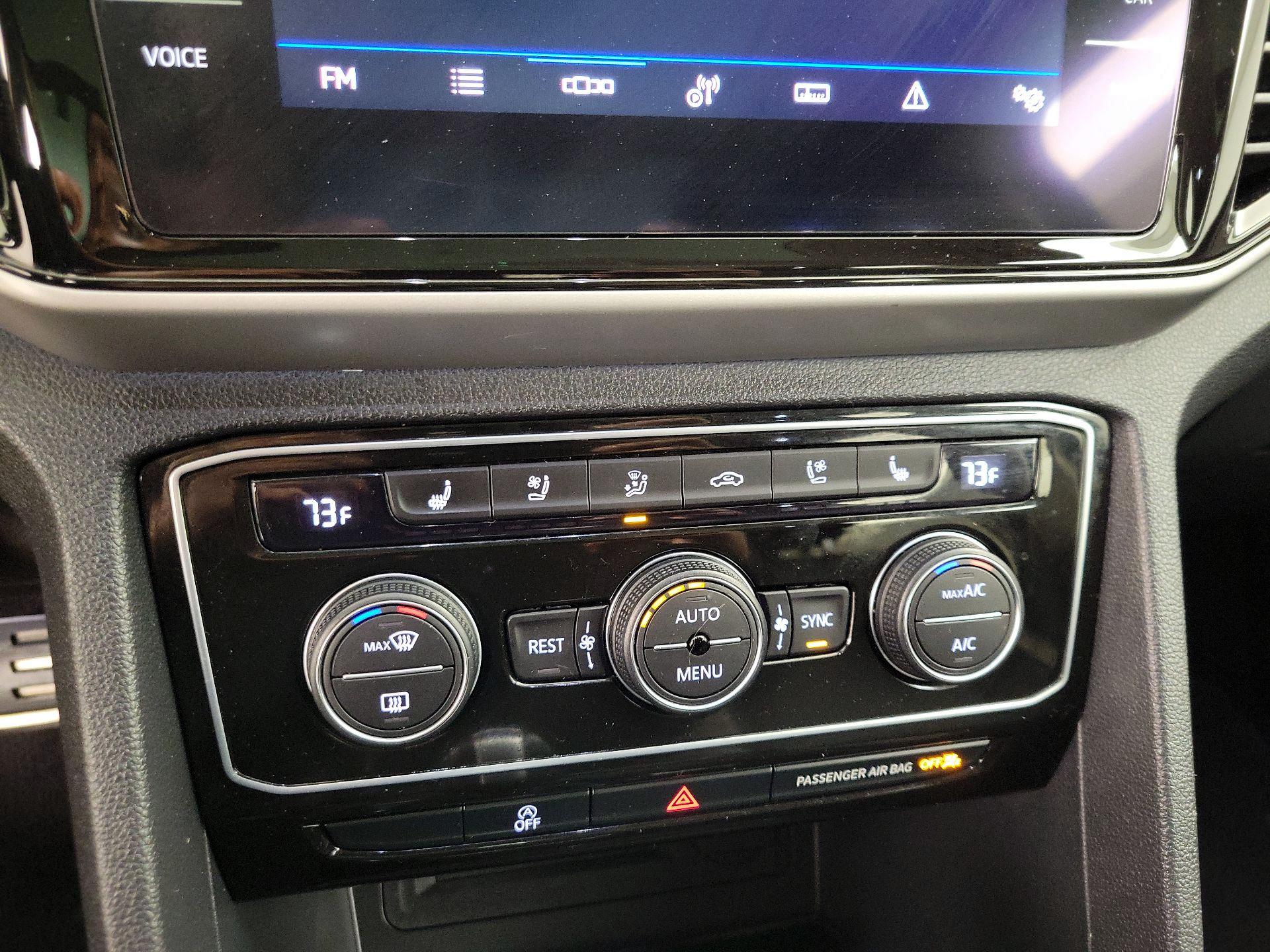 Thumbnail: 2022 Volkswagen Atlas - 17