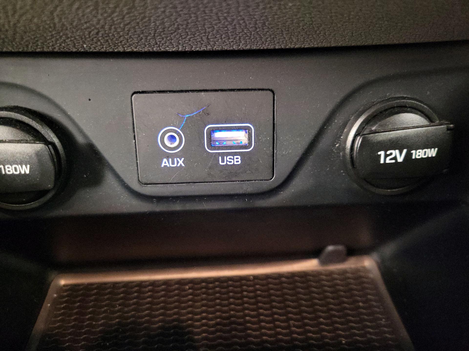 Thumbnail: 2019 Hyundai Tucson - 18