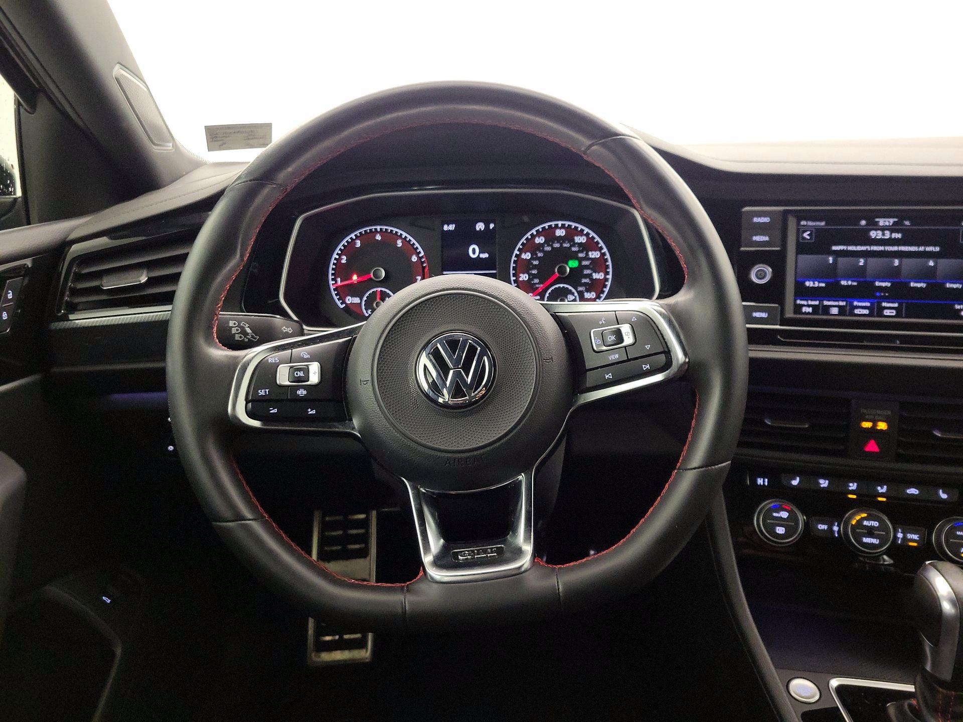 Thumbnail: 2021 Volkswagen Jetta - 10