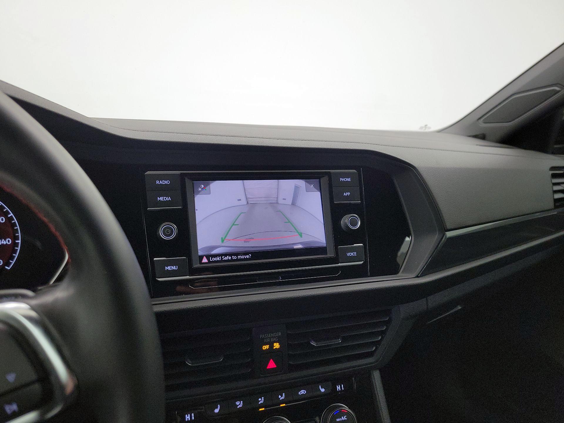 Thumbnail: 2021 Volkswagen Jetta - 14