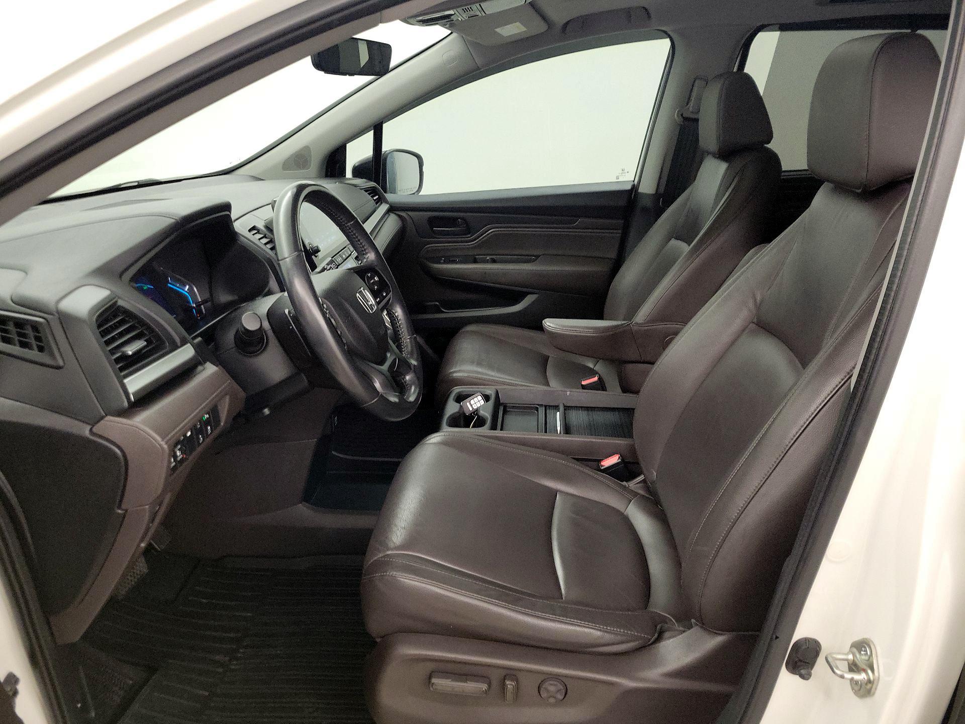 Thumbnail: 2018 Honda Odyssey - 11