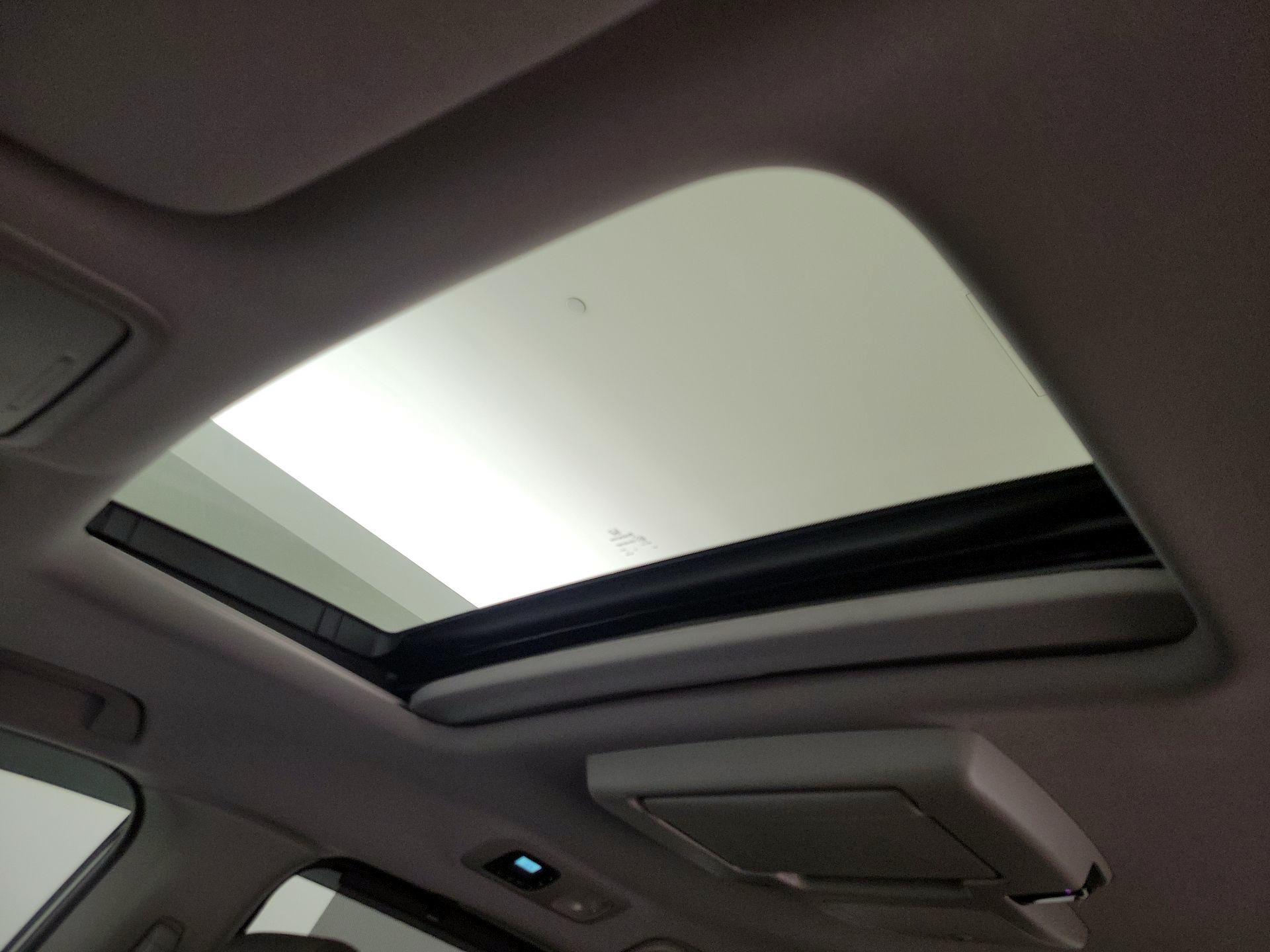 Thumbnail: 2018 Honda Odyssey - 20