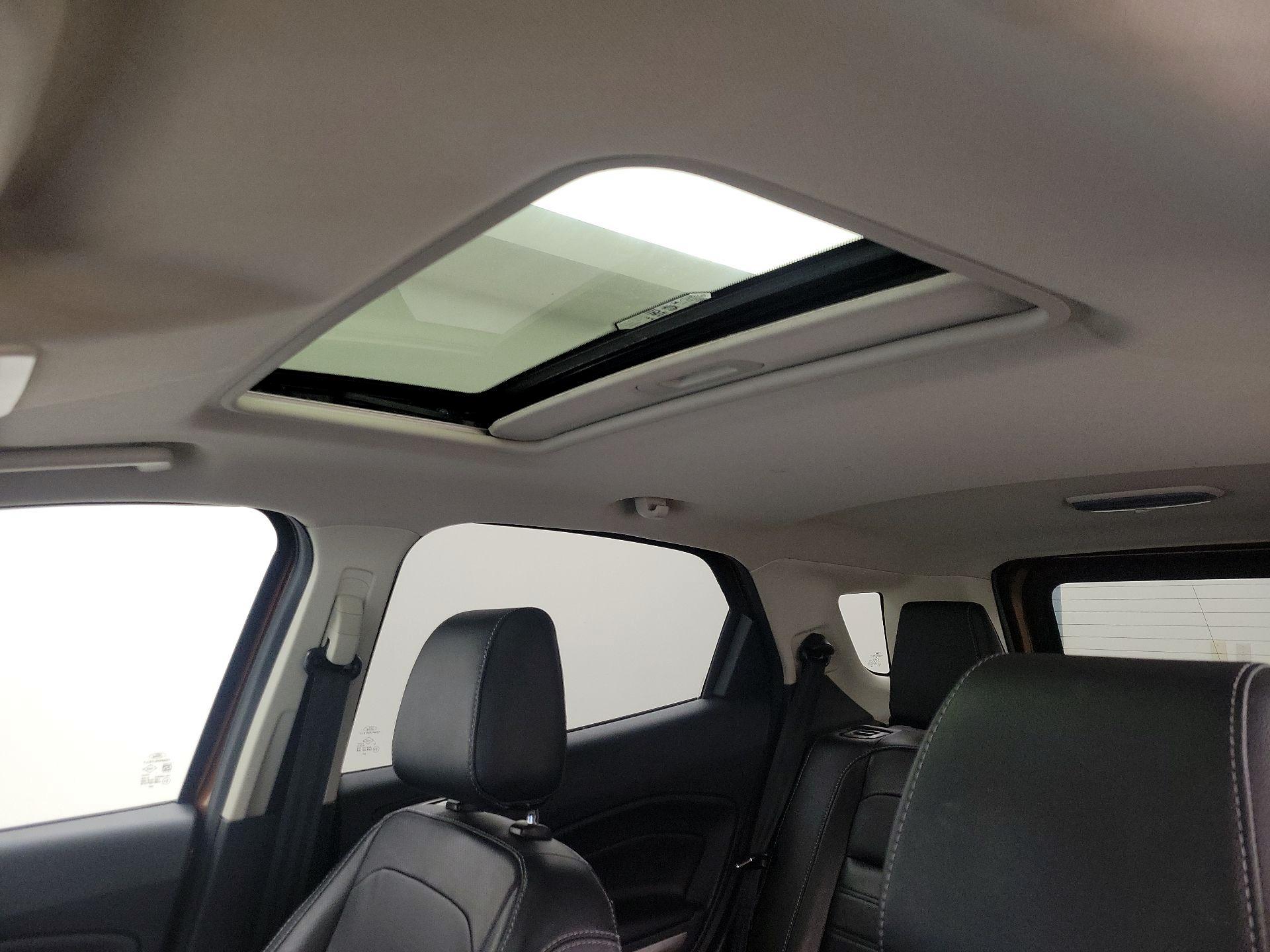 Thumbnail: 2018 Ford EcoSport - 20