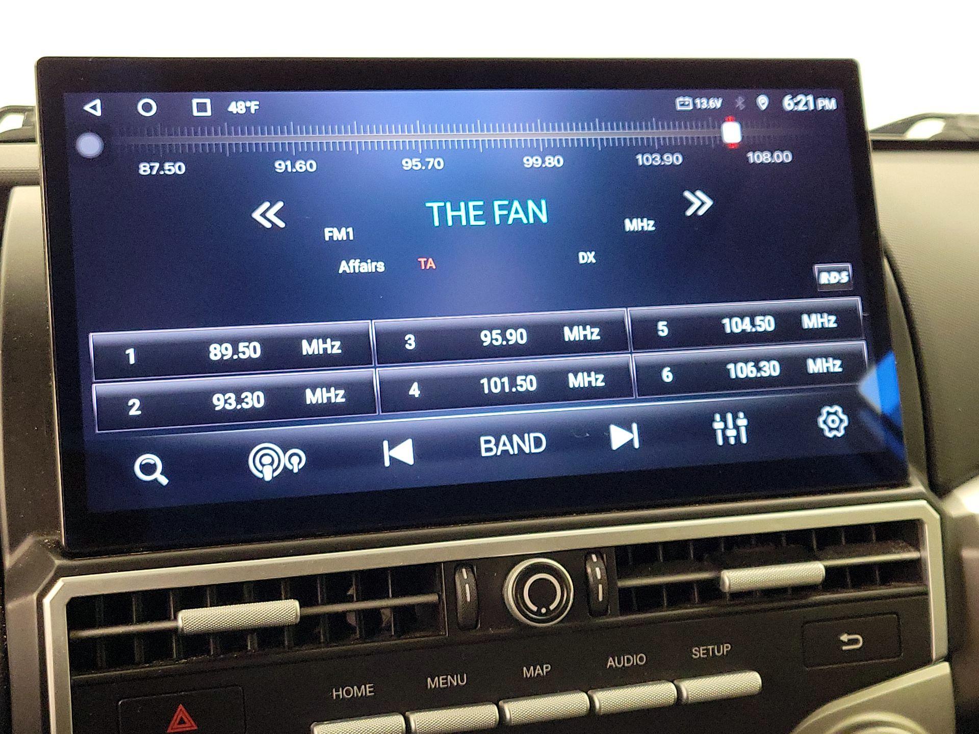 Thumbnail: 2019 Toyota 4Runner - 15