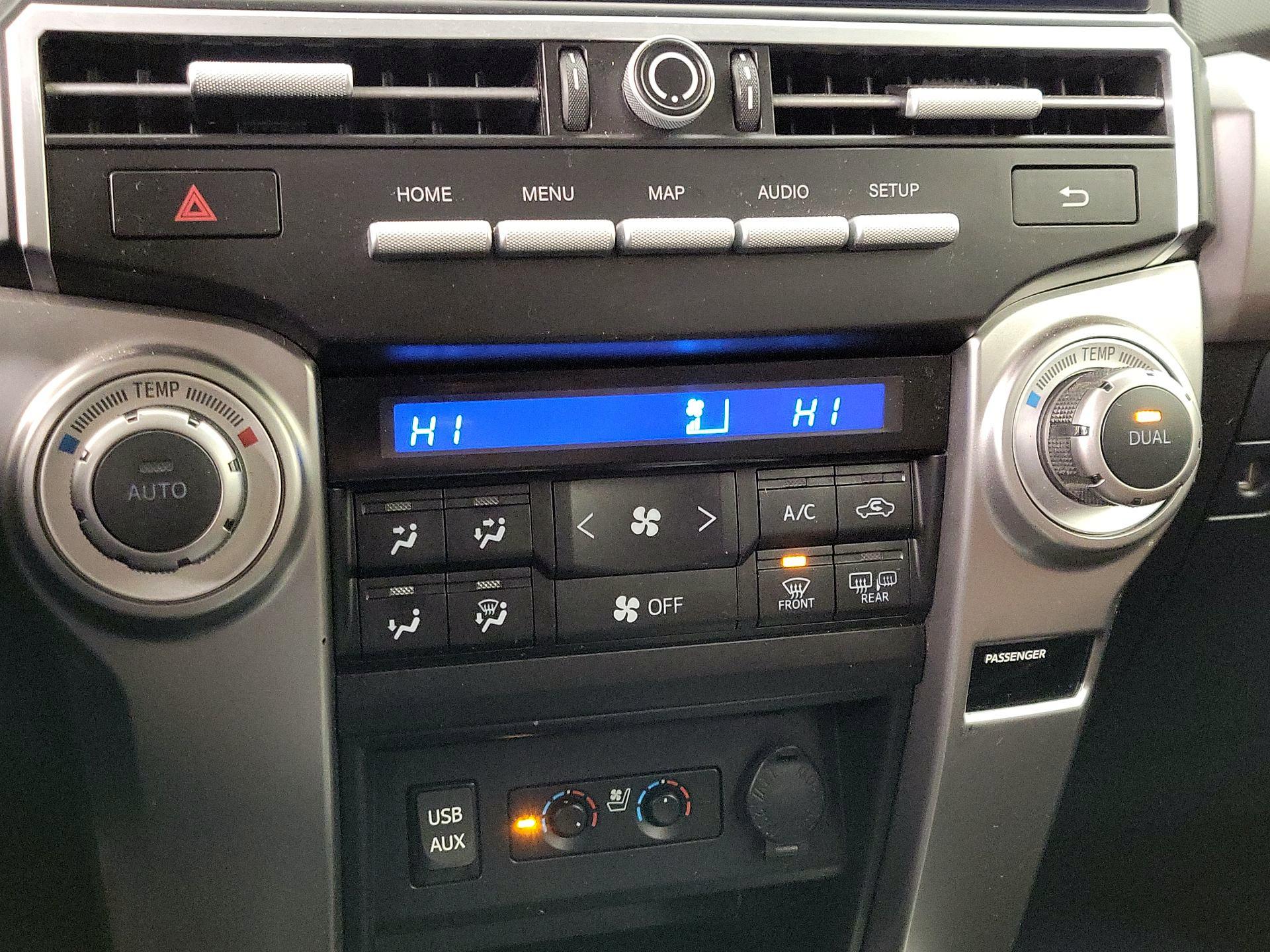 Thumbnail: 2019 Toyota 4Runner - 16