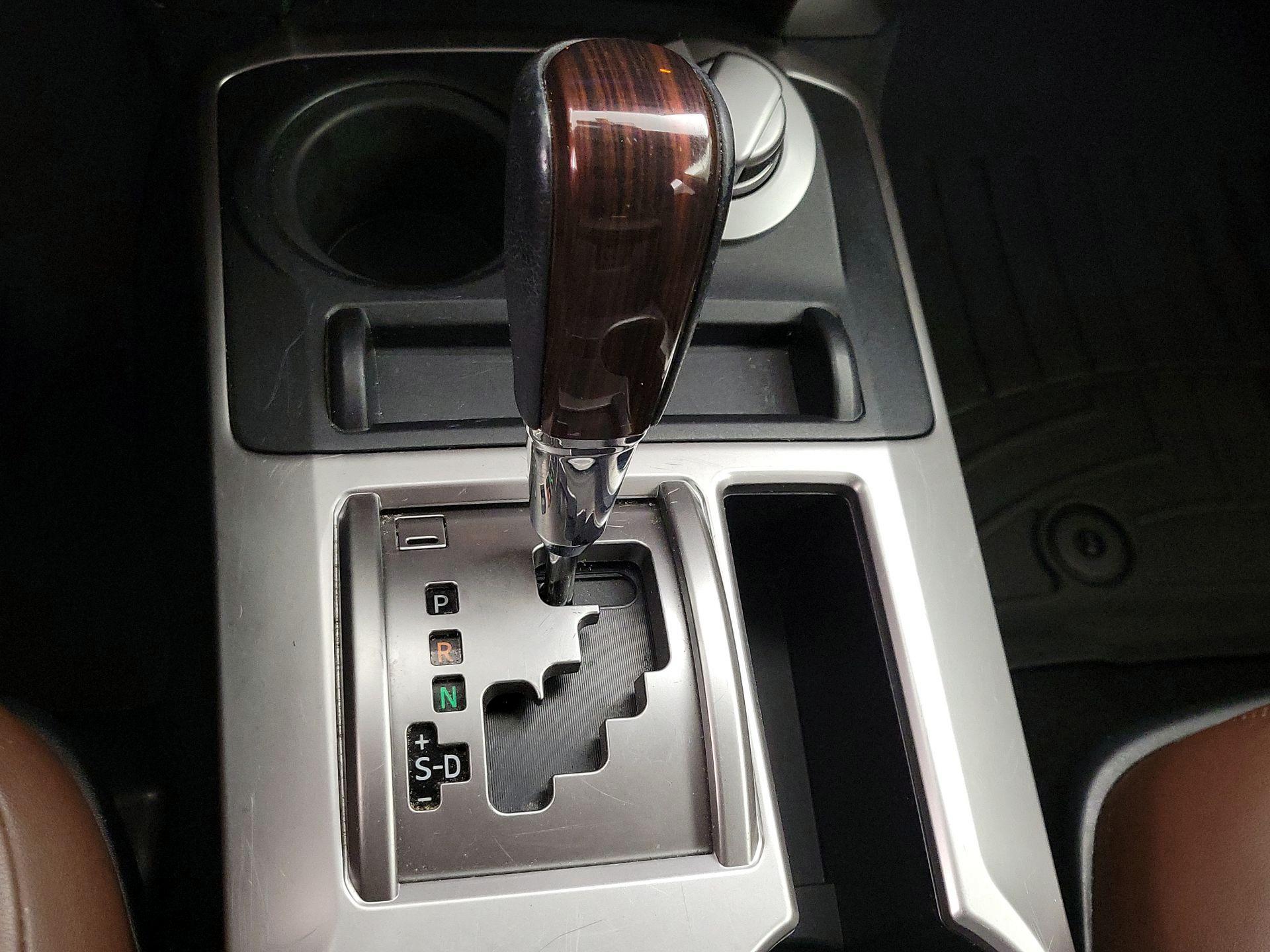 Thumbnail: 2019 Toyota 4Runner - 17