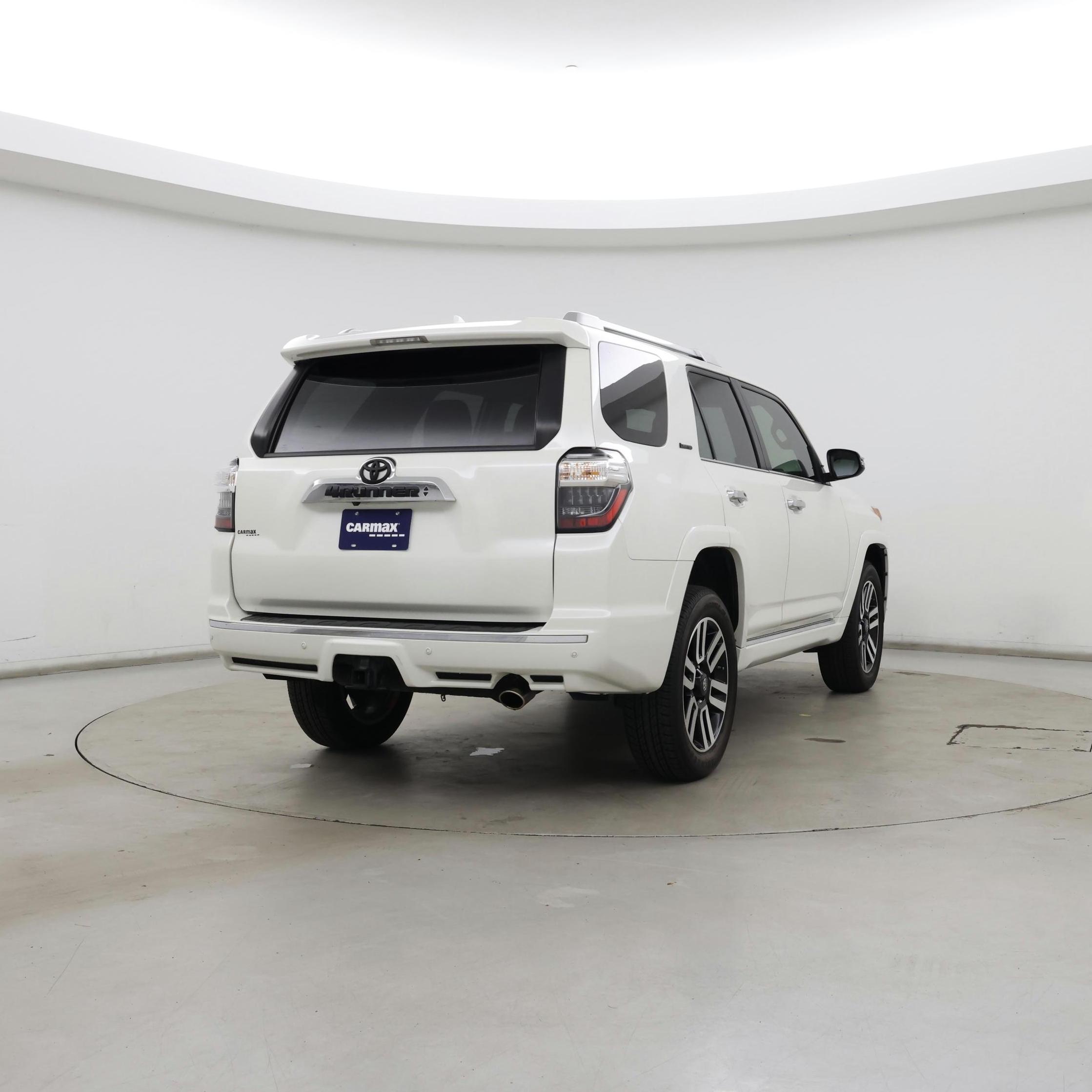 Thumbnail: 2019 Toyota 4Runner - 8