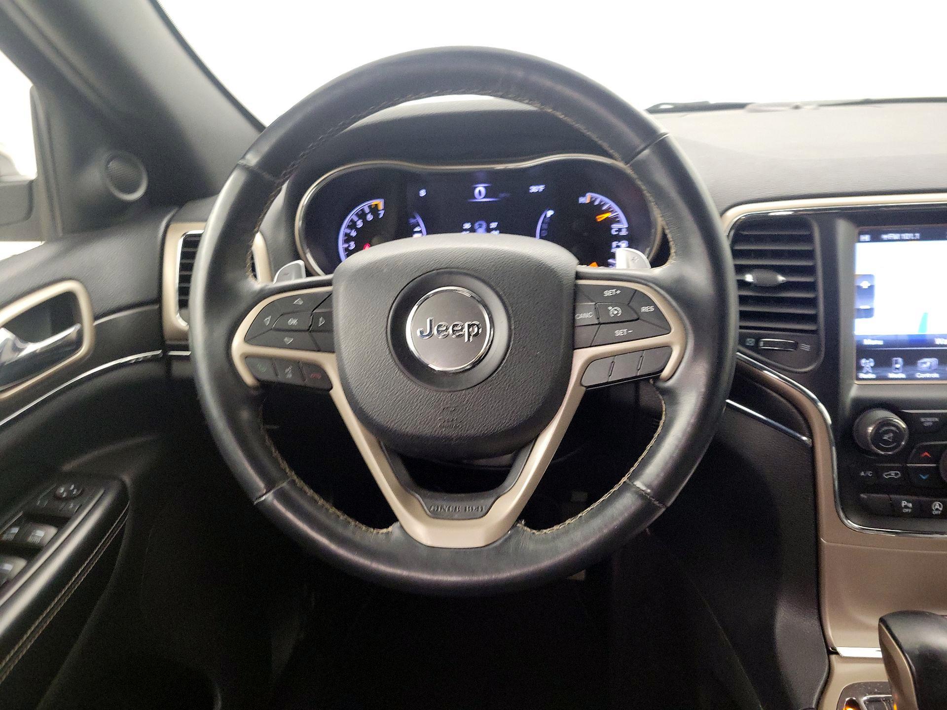 Thumbnail: 2016 Jeep Grand Cherokee - 10