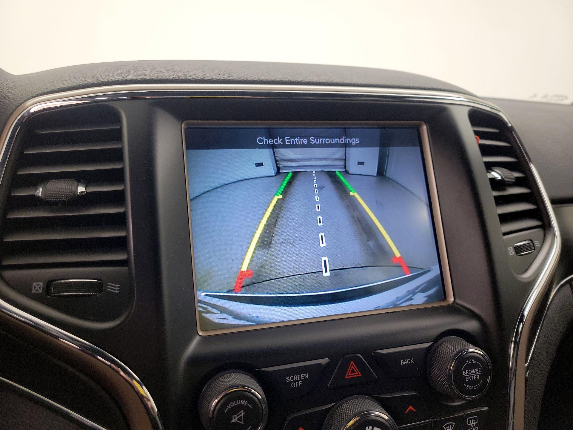 Thumbnail: 2016 Jeep Grand Cherokee - 15