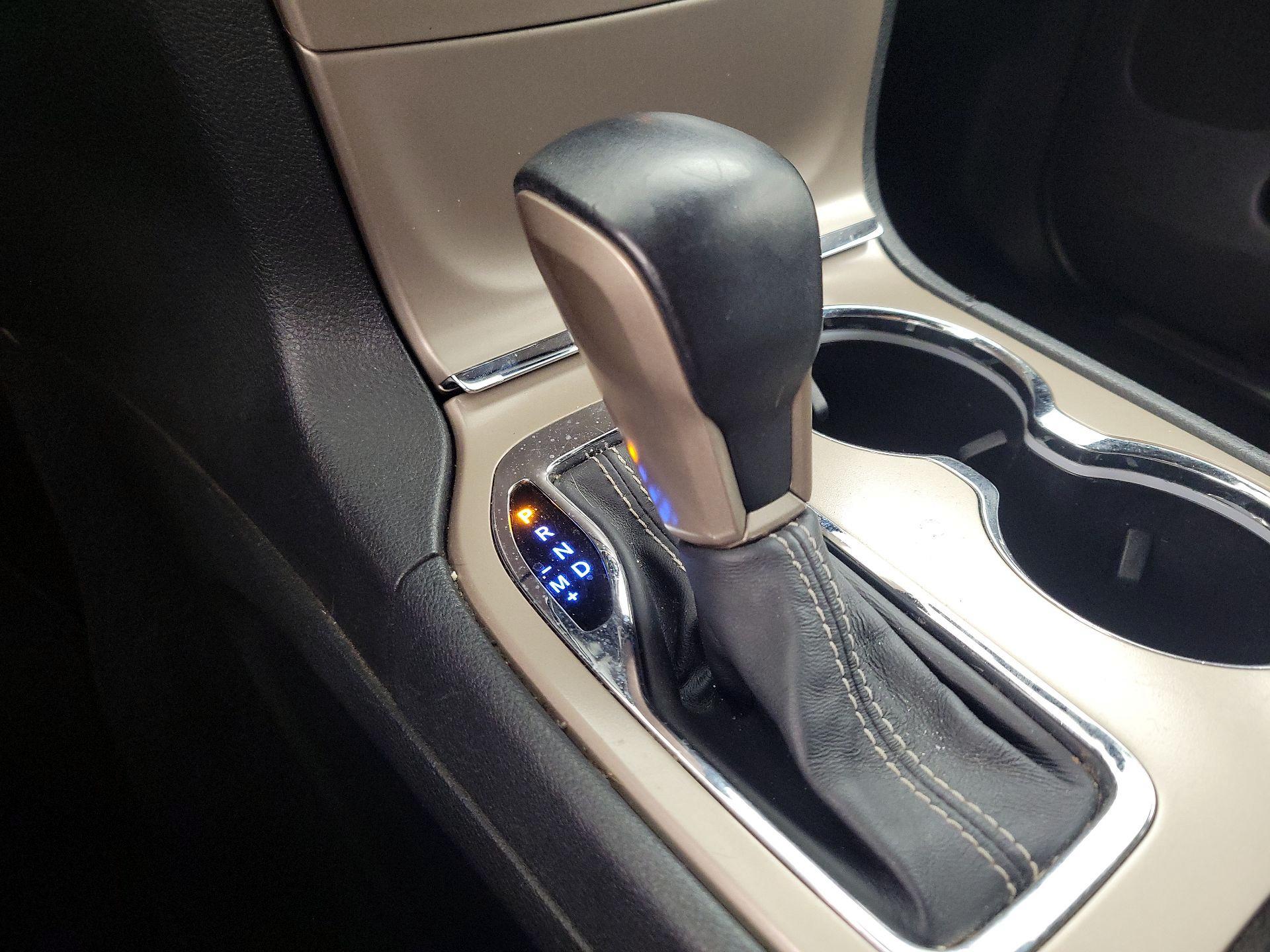 Thumbnail: 2016 Jeep Grand Cherokee - 18