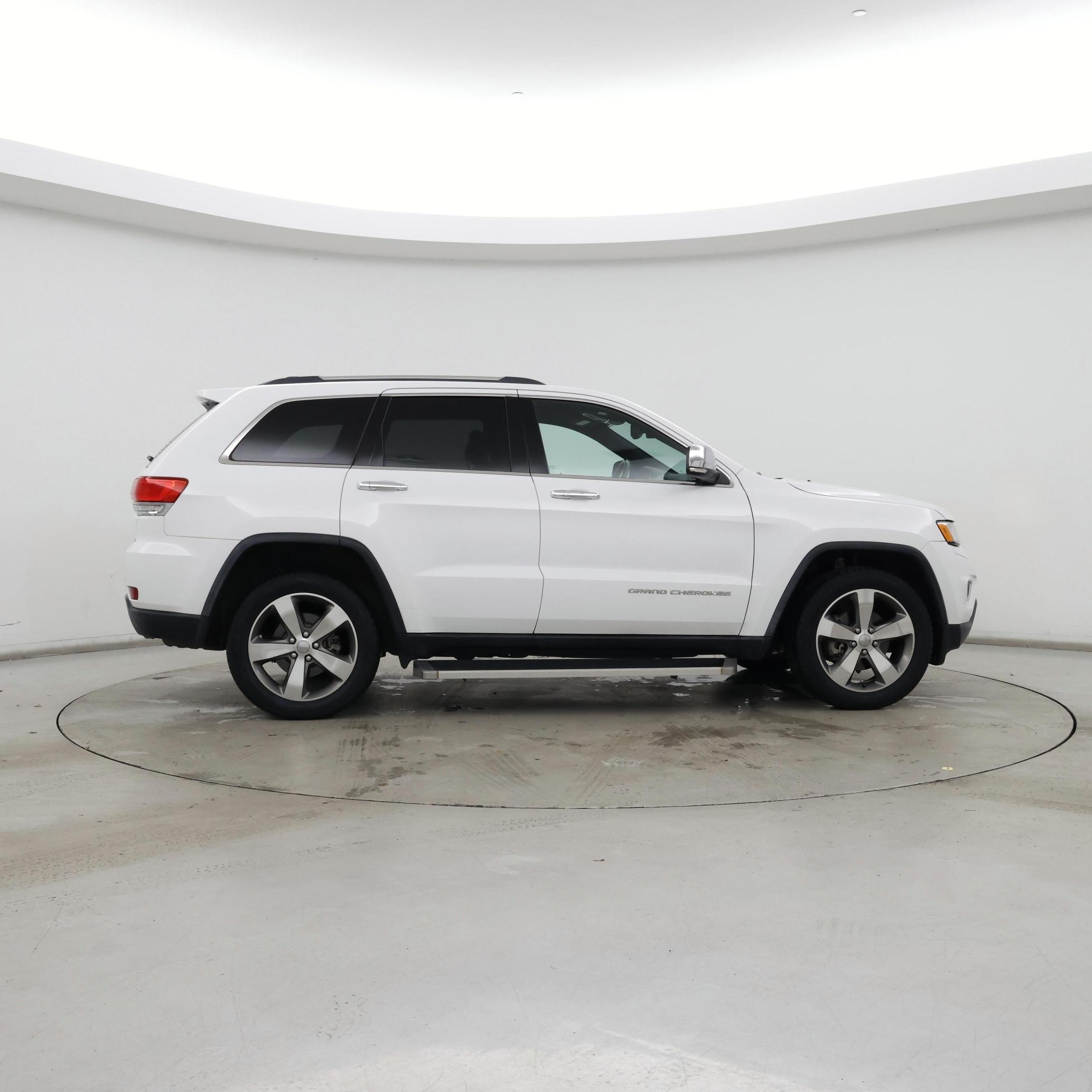 Thumbnail: 2016 Jeep Grand Cherokee - 7