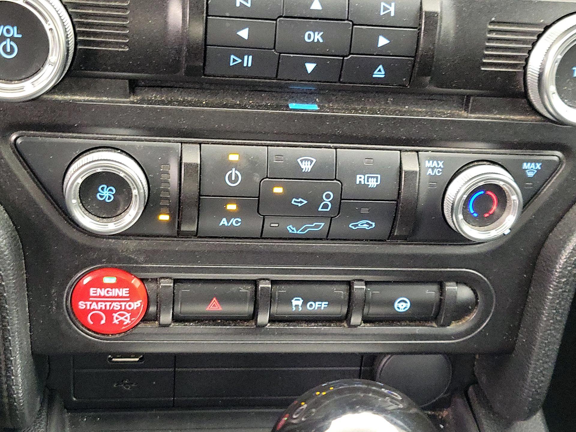 Thumbnail: 2015 Ford Mustang - 16