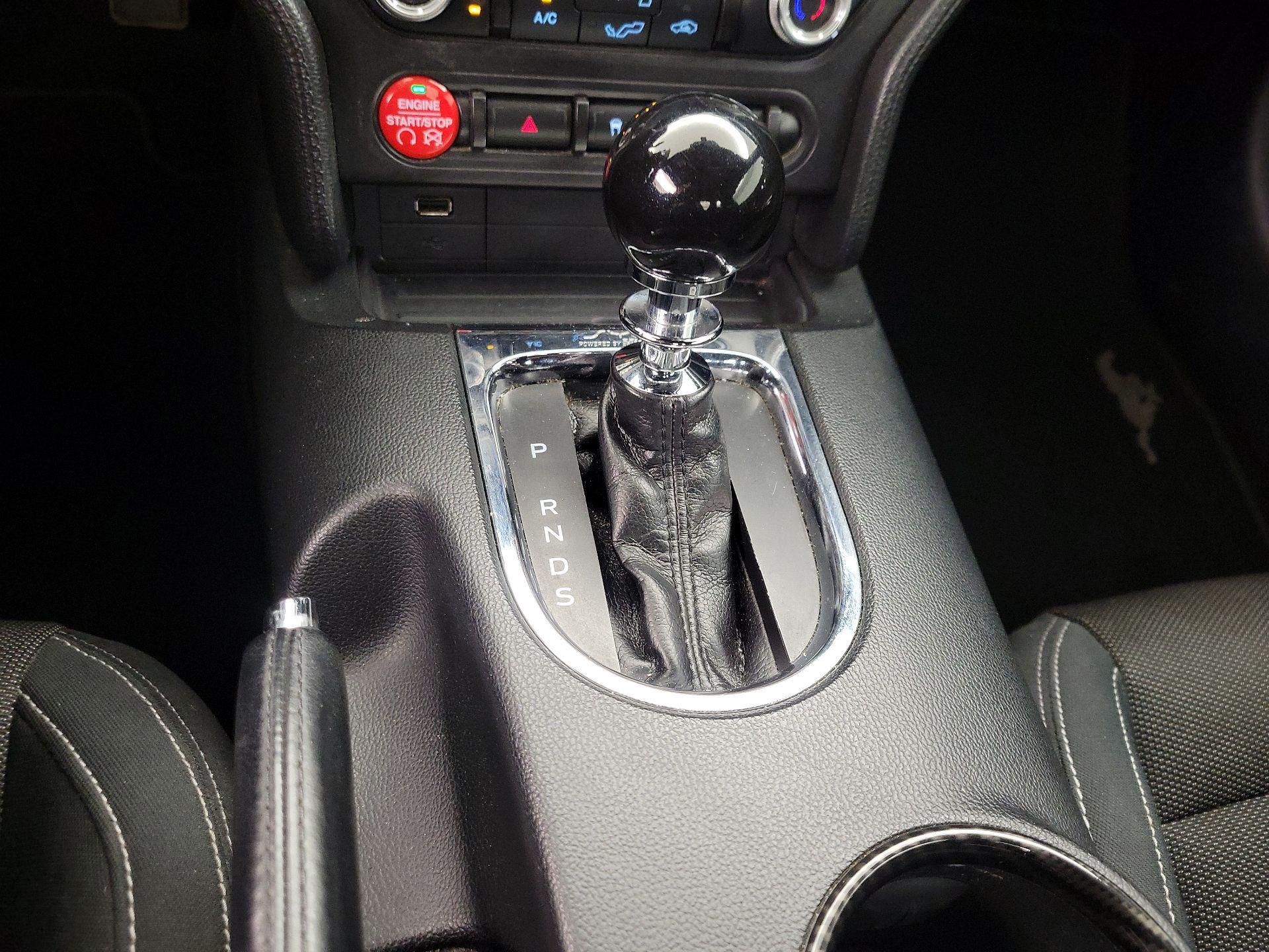 Thumbnail: 2015 Ford Mustang - 17