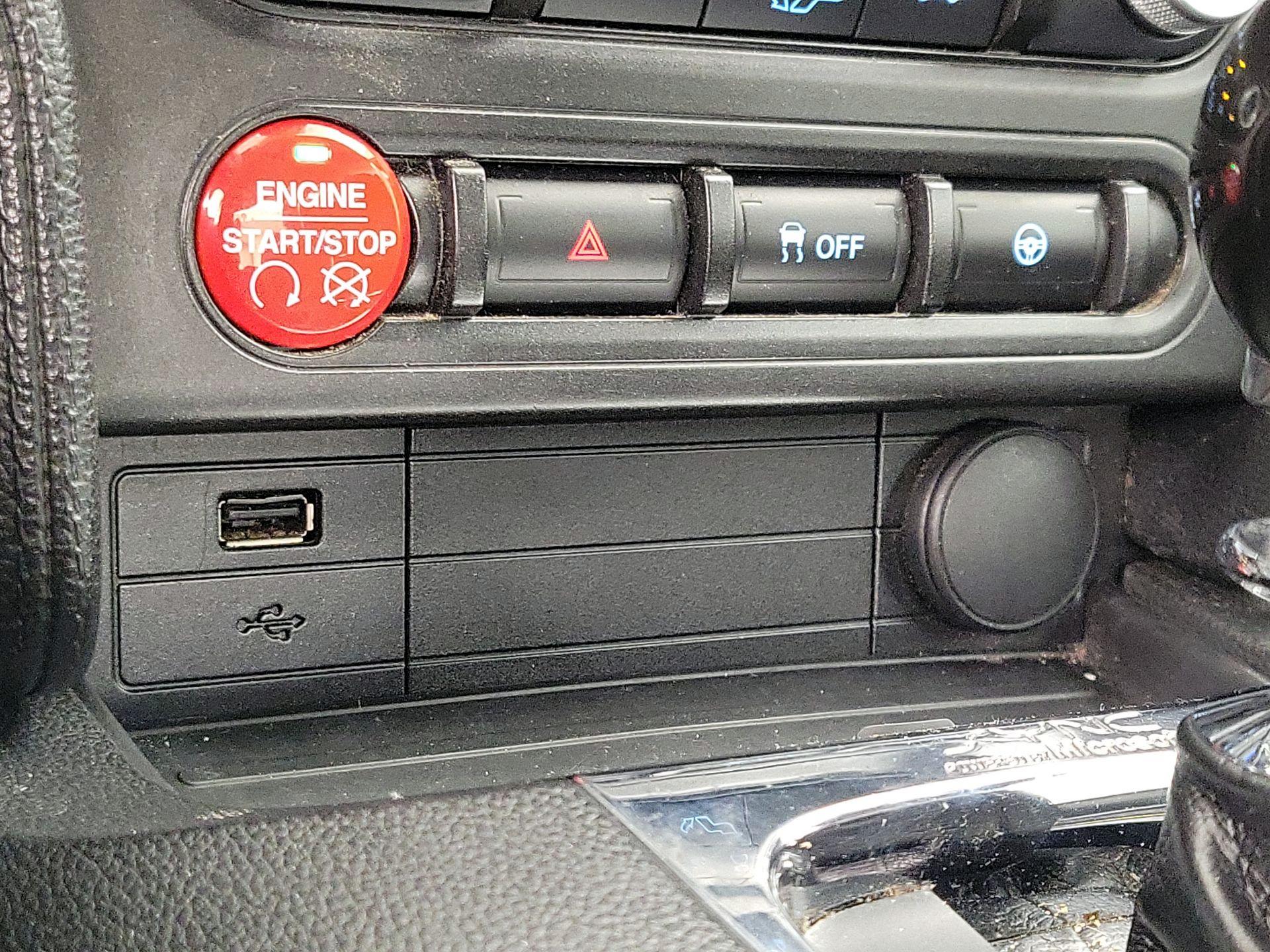 Thumbnail: 2015 Ford Mustang - 18