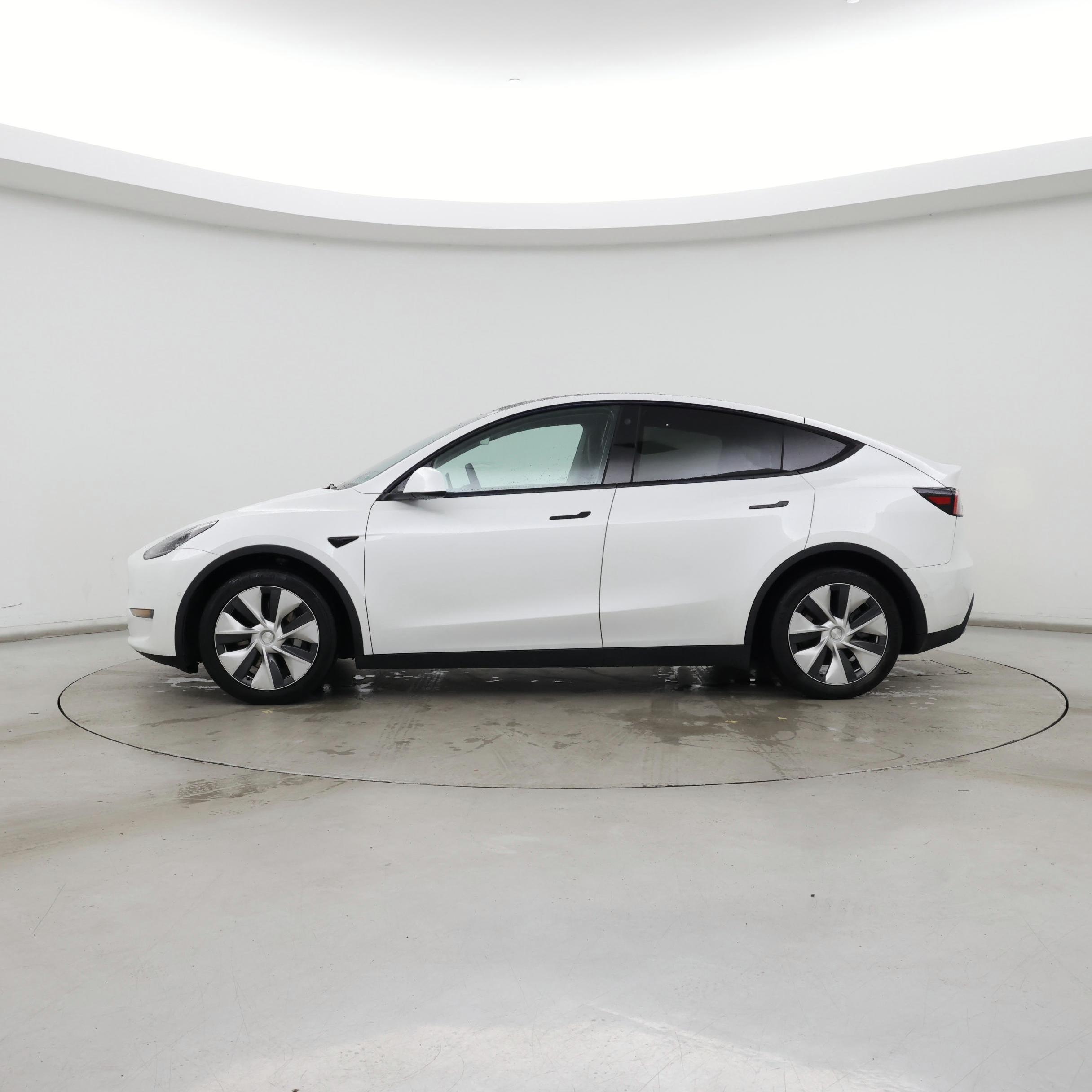 Thumbnail: 2021 Tesla Model Y - 3