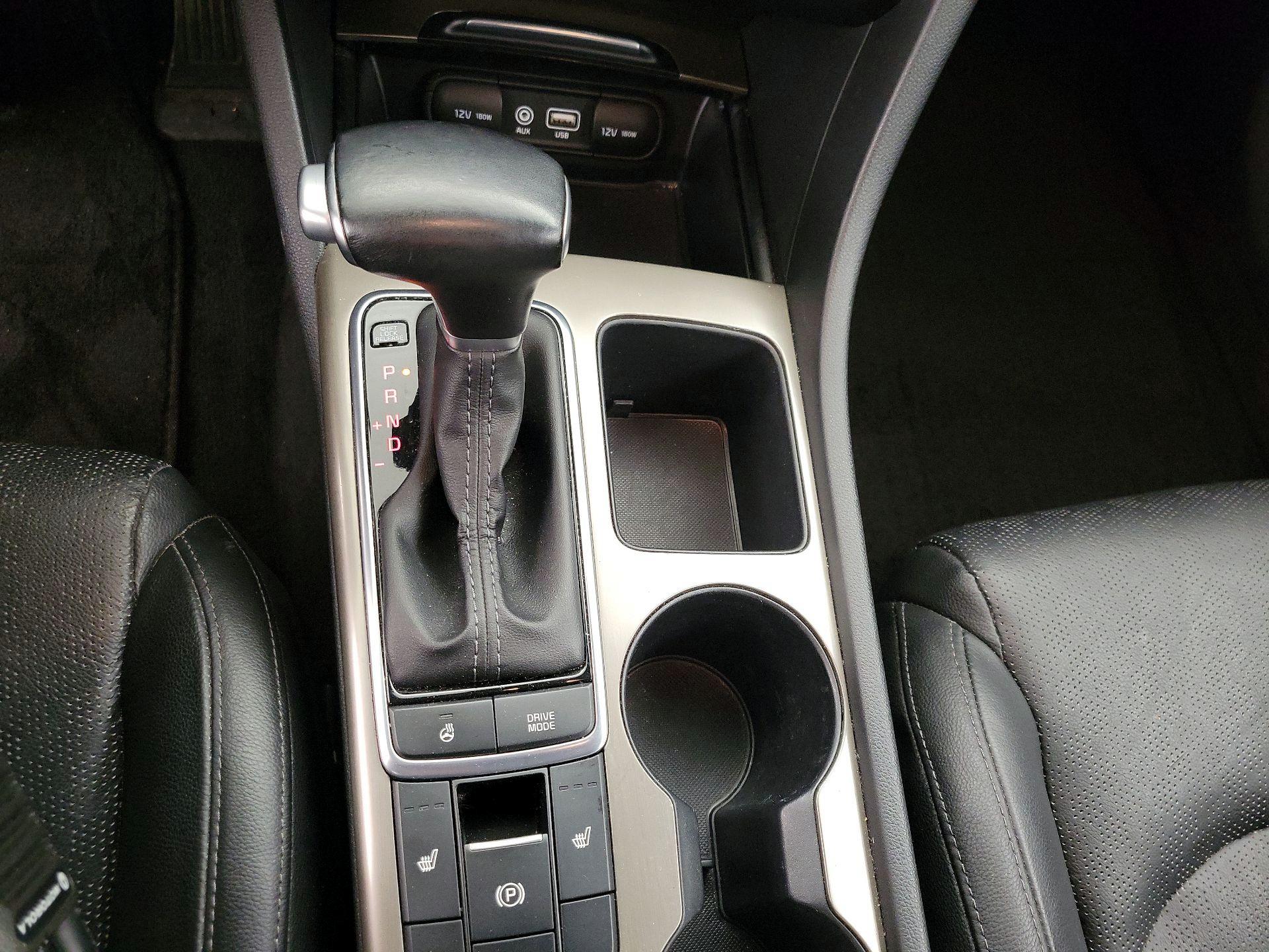 Thumbnail: 2018 Kia Optima - 18