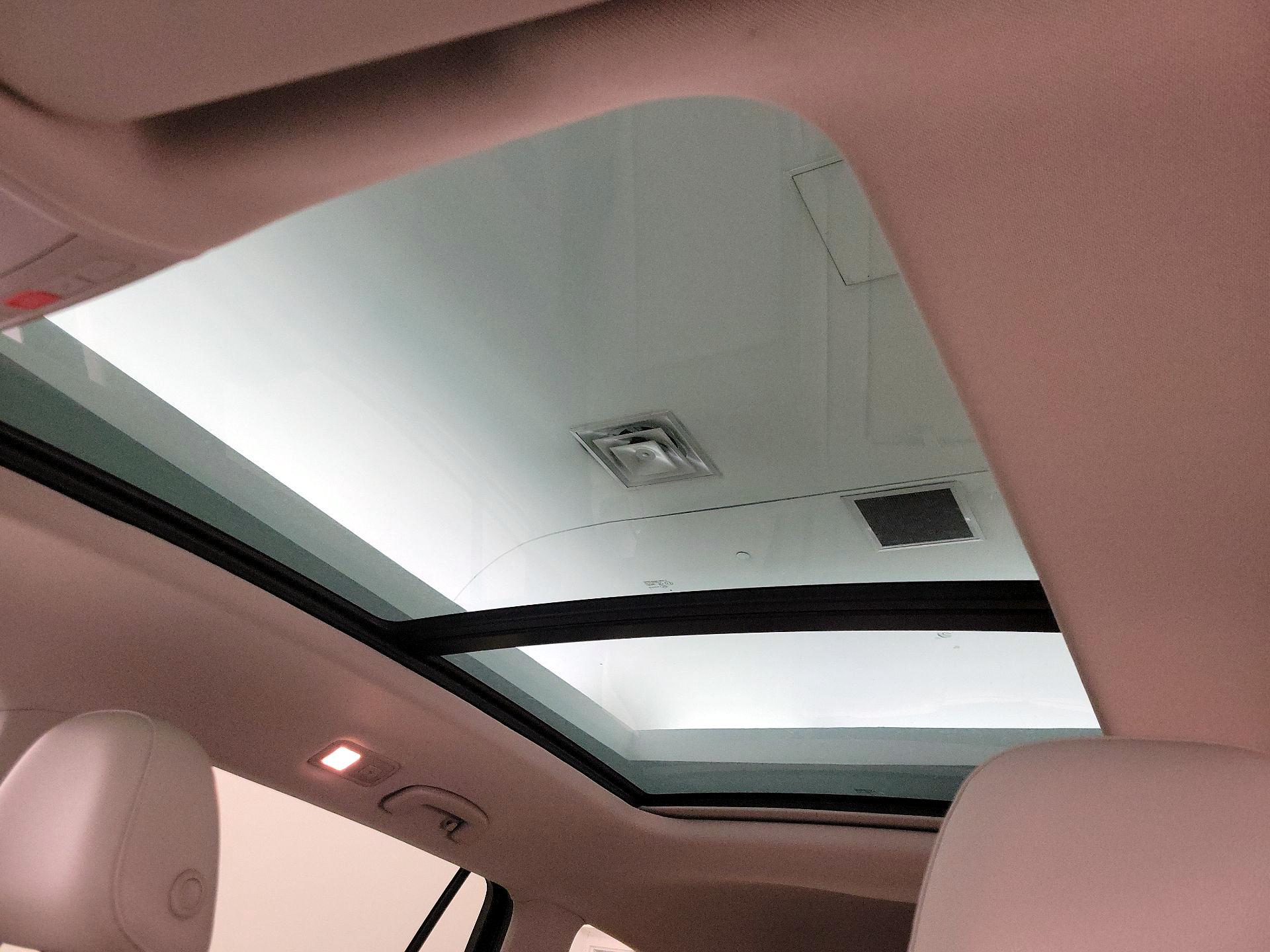 Thumbnail: 2018 Volkswagen Atlas - 19