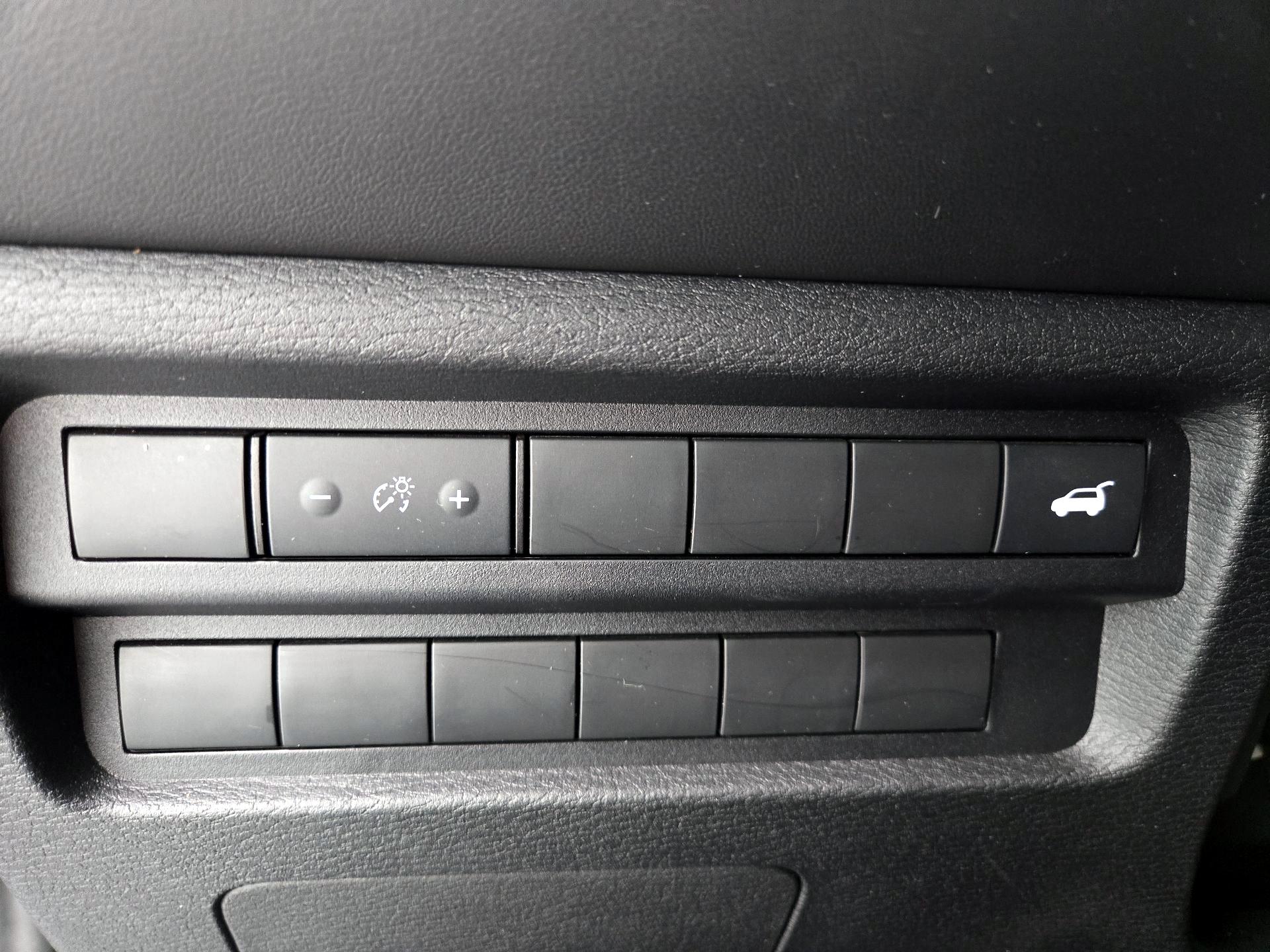 Thumbnail: 2024 Mitsubishi Outlander - 13