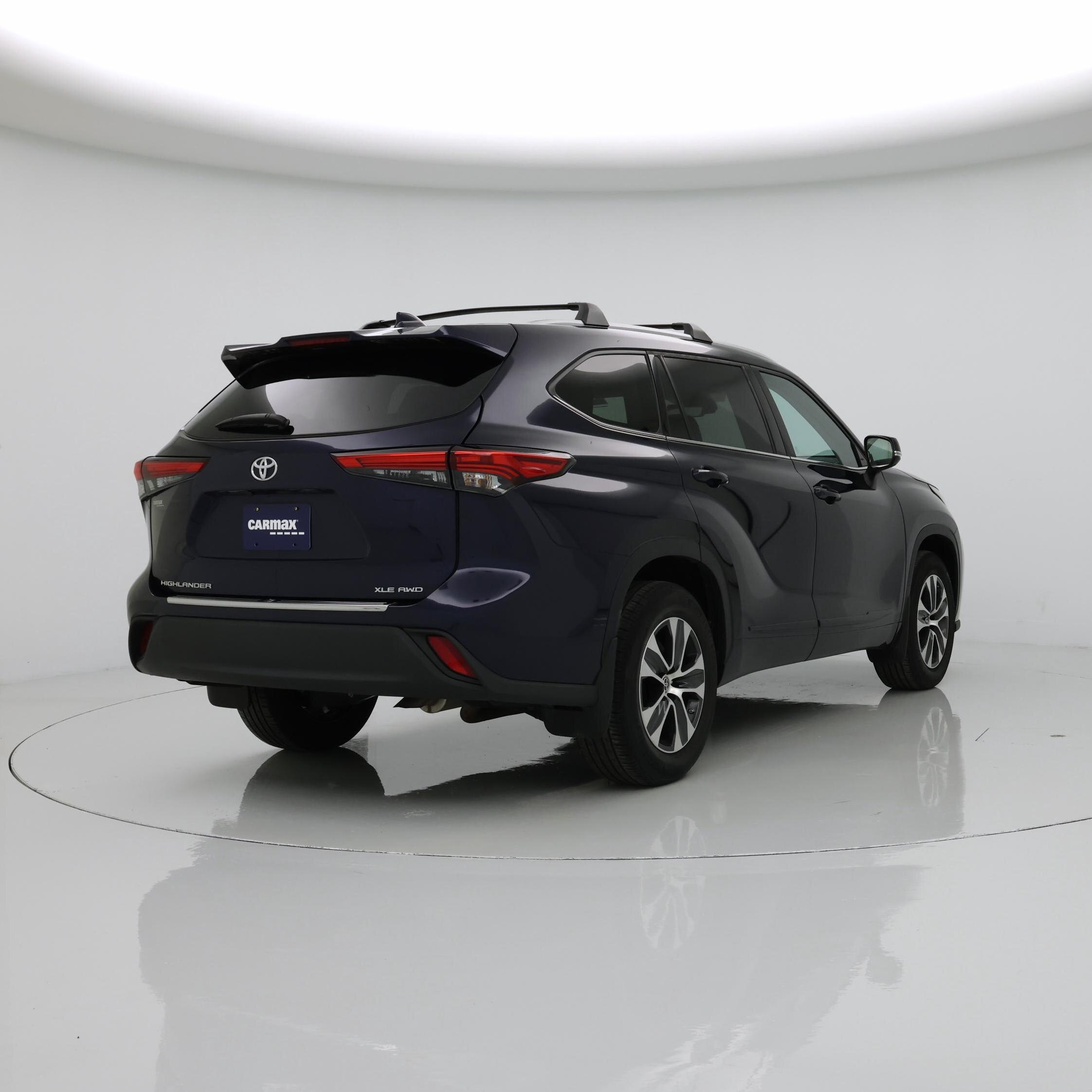 Thumbnail: 2022 Toyota Highlander - 8