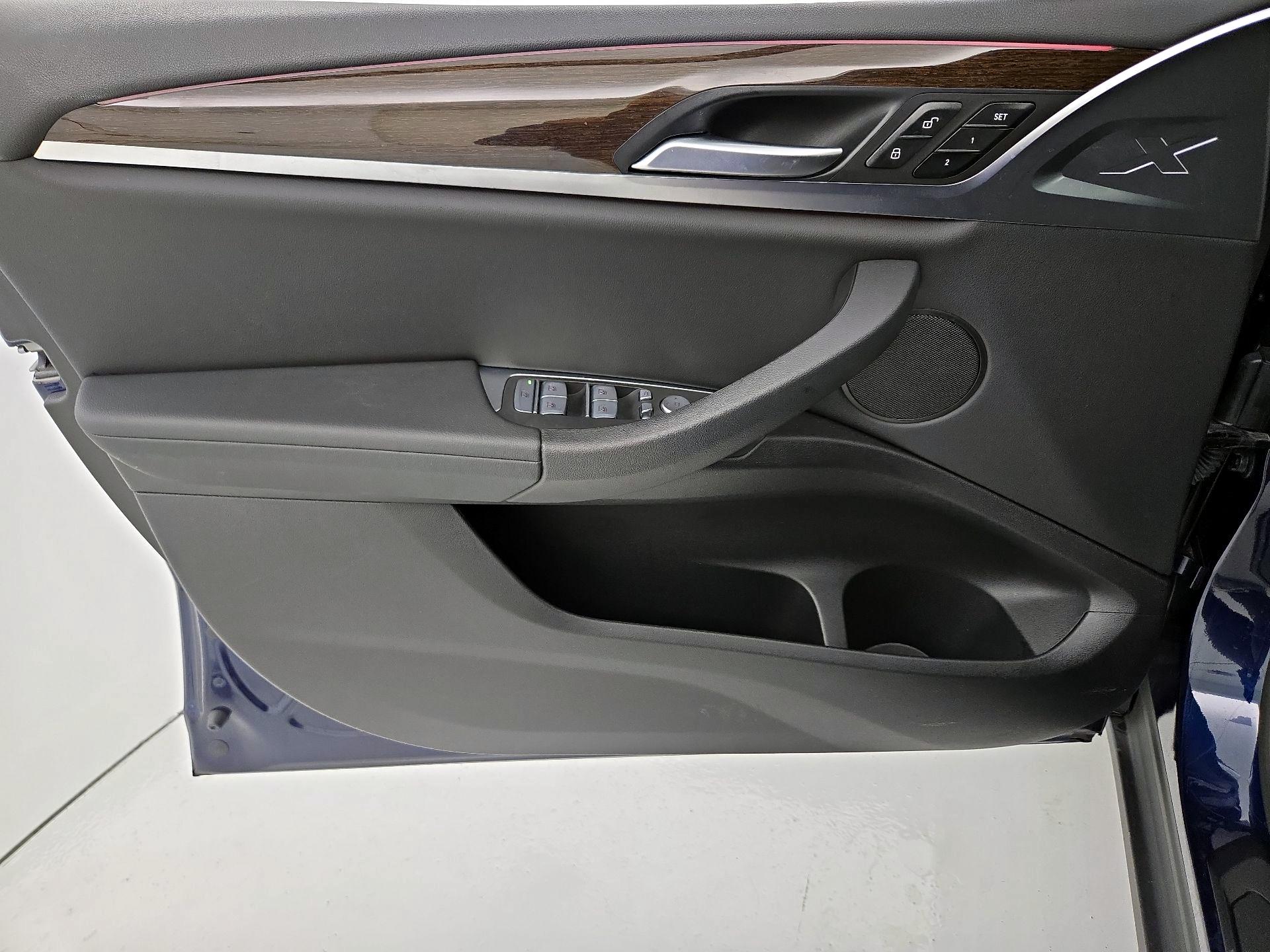 Thumbnail: 2022 BMW X3 - 12