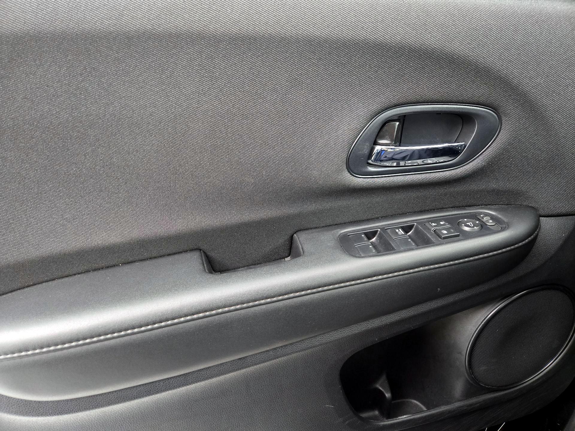 Thumbnail: 2022 Honda HR-V - 12