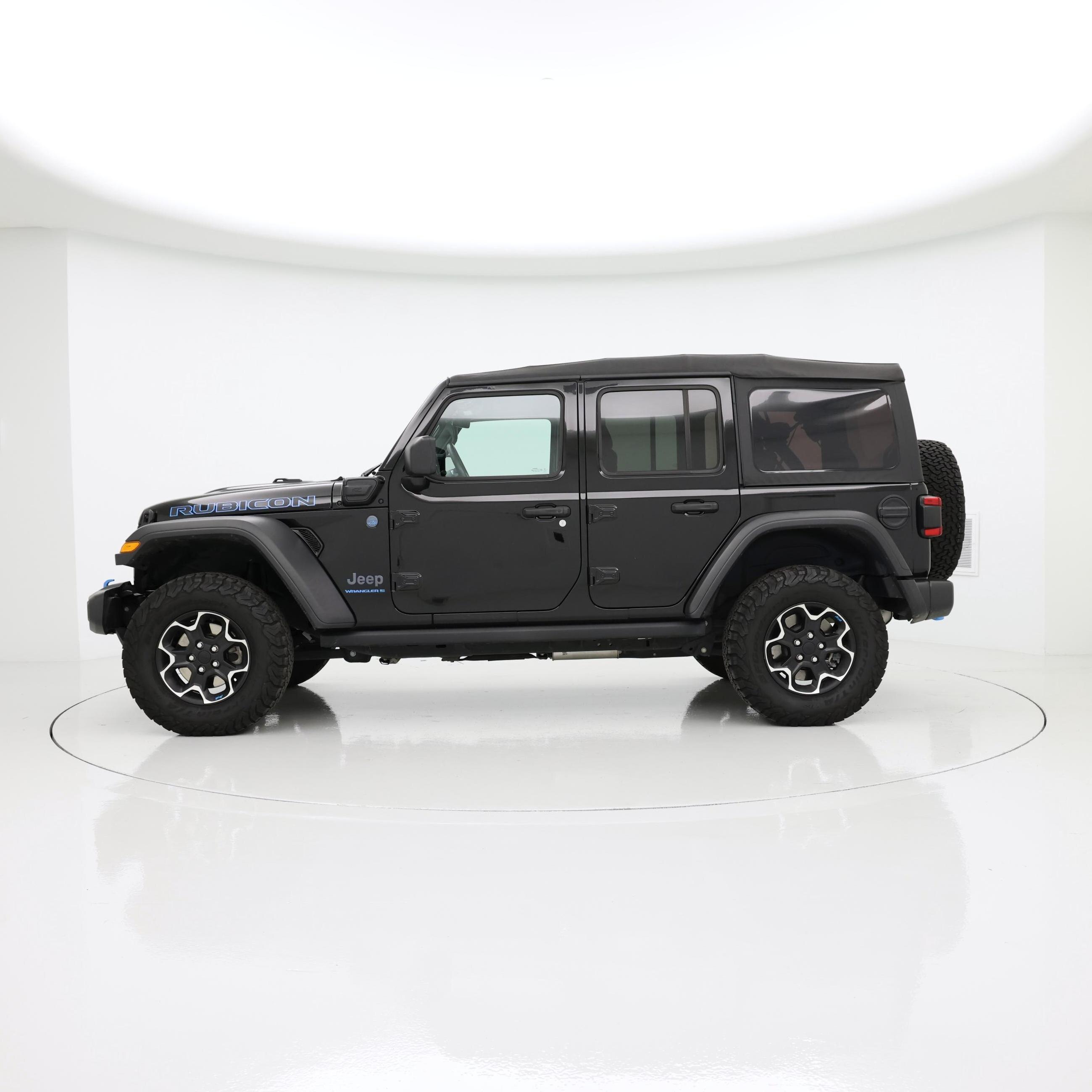 Thumbnail: 2023 Jeep Wrangler - 3