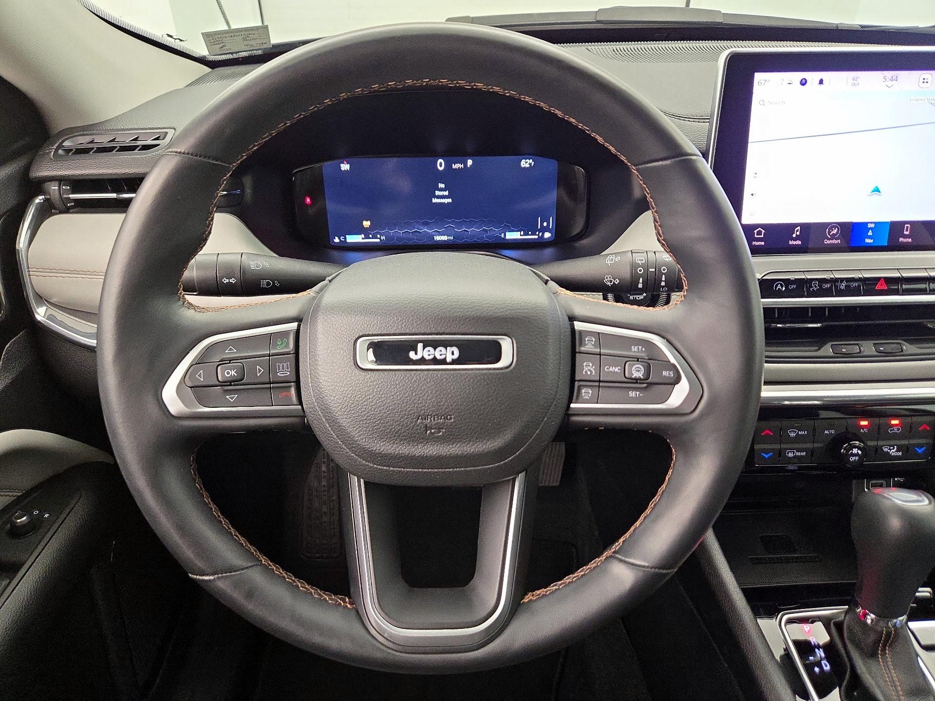 Thumbnail: 2022 Jeep Compass - 10